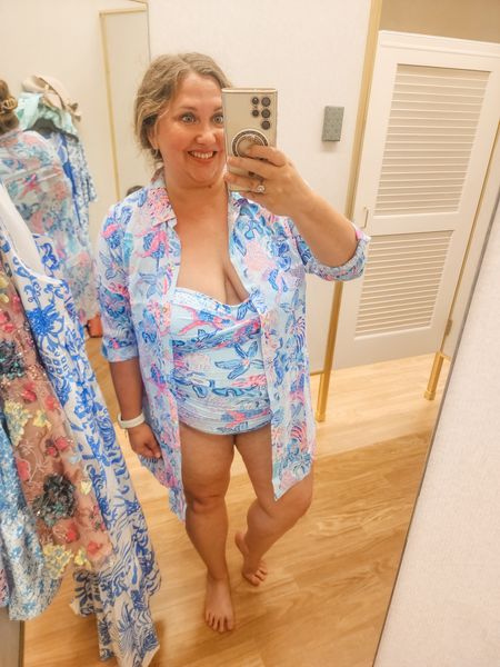 This is the flamenco in the print Bahamas Beachcomber in a size 16. With a Natalie cover up. 1st let me day I prefer a Jagger swimsuit but this does fit. 2nd the Natalie cover up will not button on me, and the arms are very tight in this XL Overall I just was not a huge fan unfortunately. I was really hoping this would have been going home with me today. #livinglargeinlilly #lillypulitzer #grandmillennial #summerinlilly 

#LTKMidsize #LTKPlusSize #LTKSwim