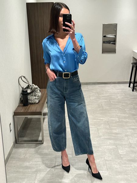 Barrel jeans, horseshoe jeans

Tibi jeans are my favorite, but they run slightly big! Usually a 26, but always take 25 in Tibi denim.

#LTKstyletip #LTKworkwear