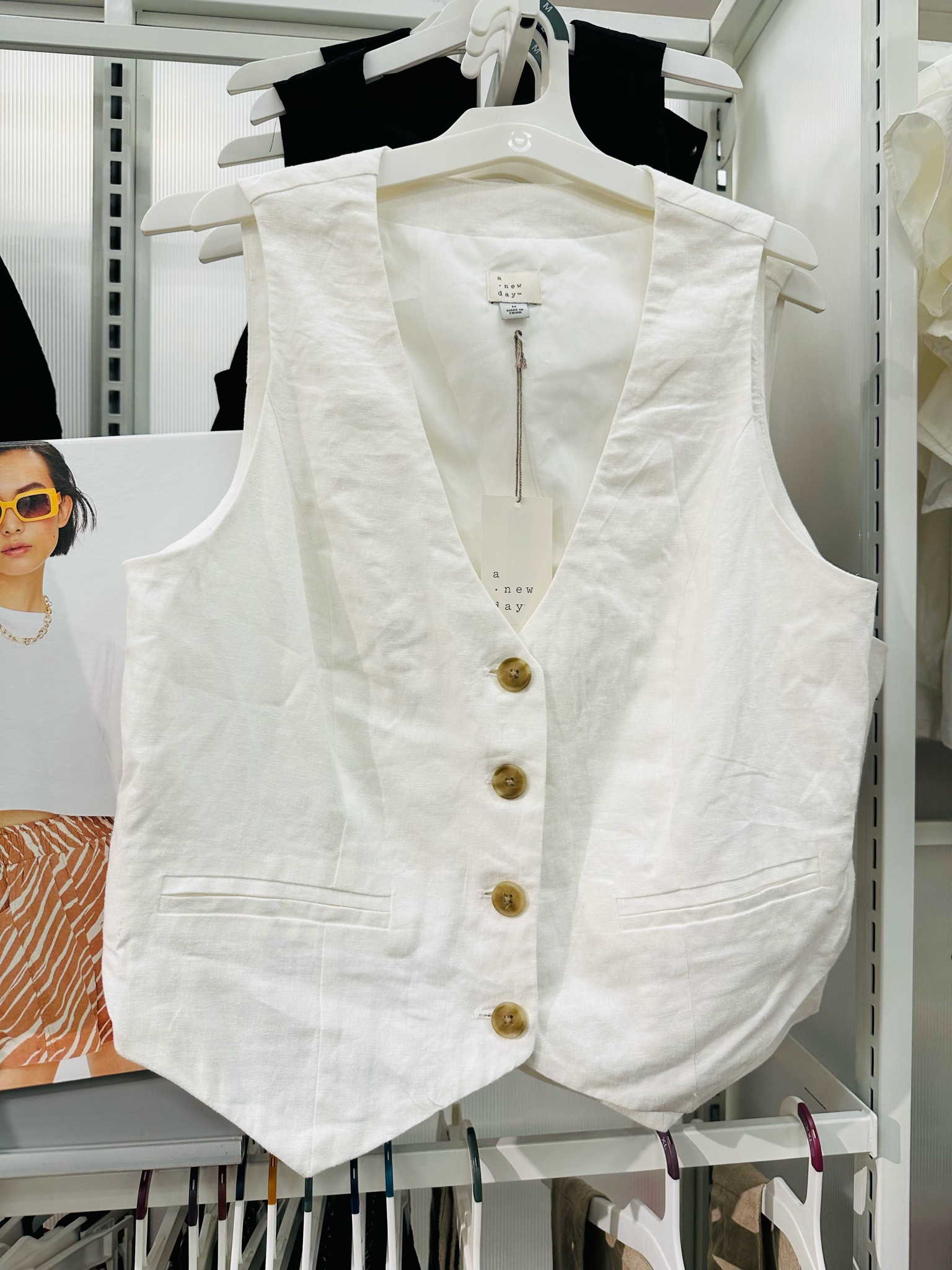 新品未使用タグ付きTodayful Linen Over Vest TODAYFUL(トゥデイフル) / Life's online store（ライフズ