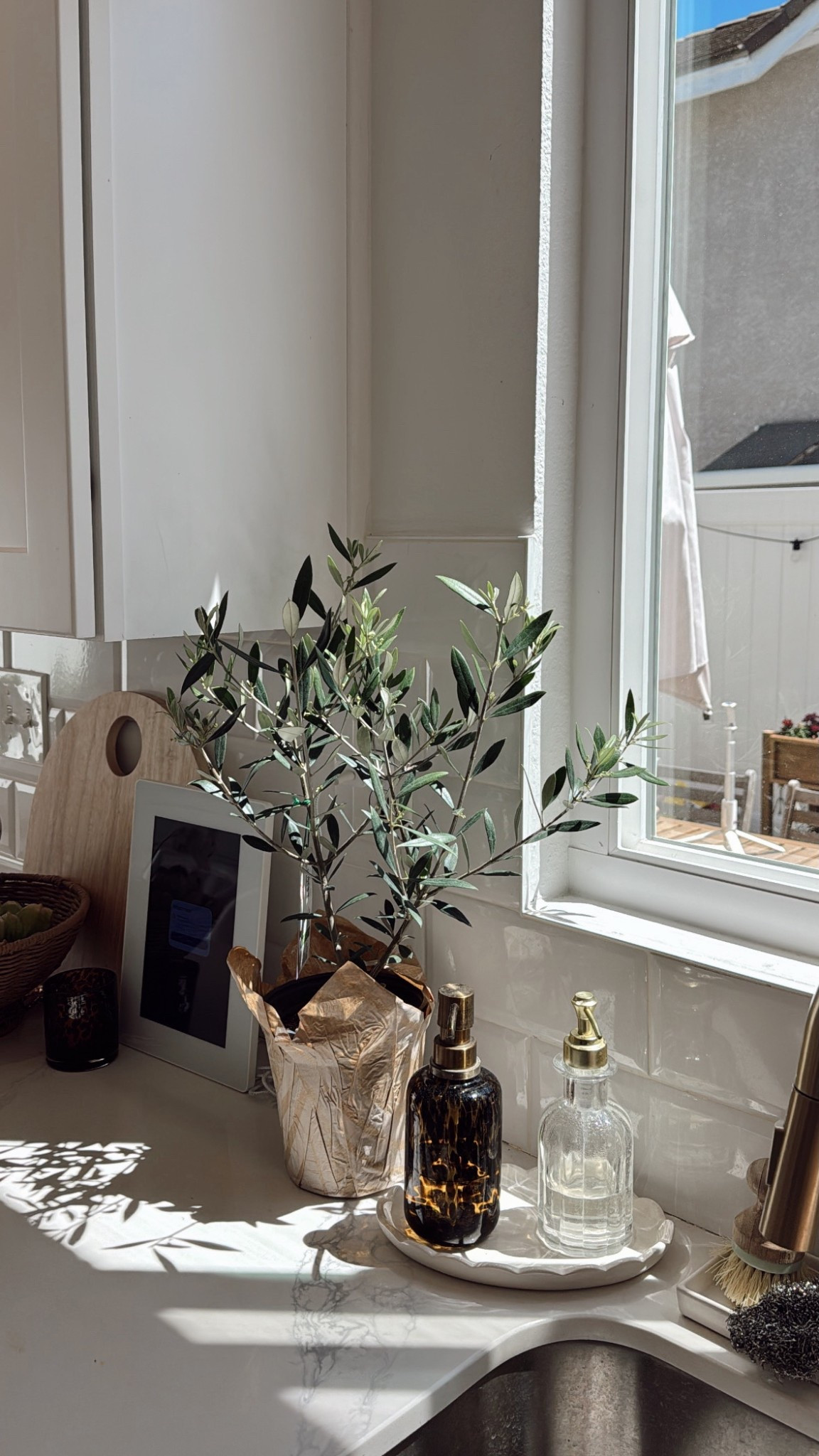Soap dispenser, Olive tree, kitchen decor 

#LTKHome #LTKFindsUnder50 #LTKStyleTip