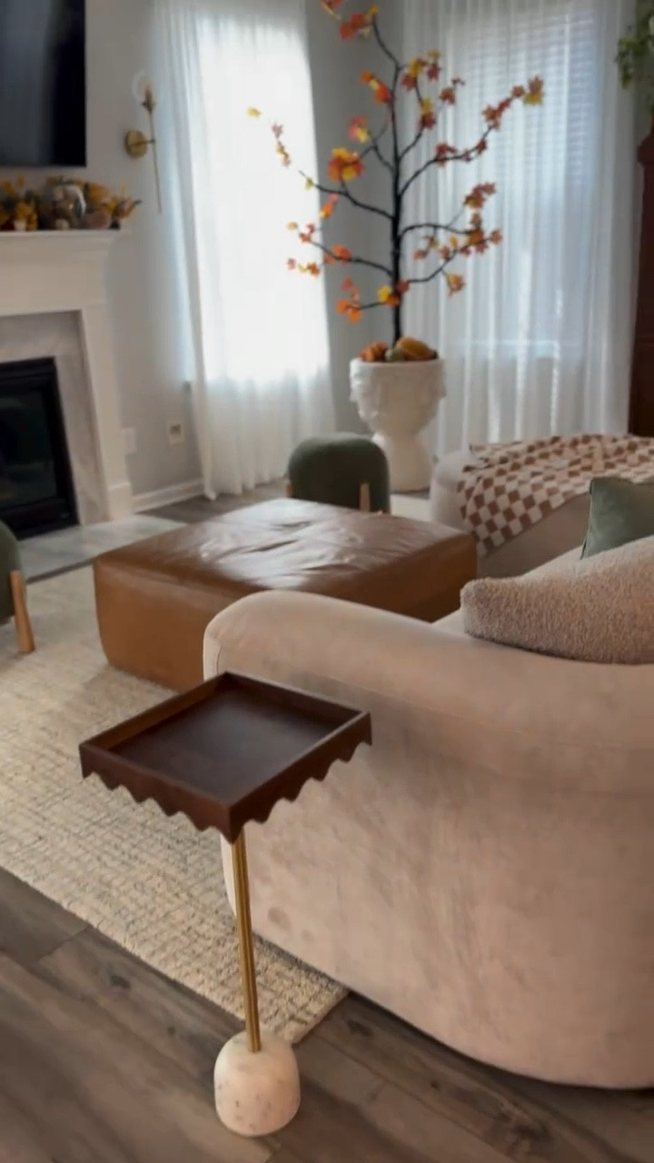Fall livingroom decor! #livingroom 
#homedecor #interiordesign #ottoman

#LTKU #LTKHome #LTKSeasonal