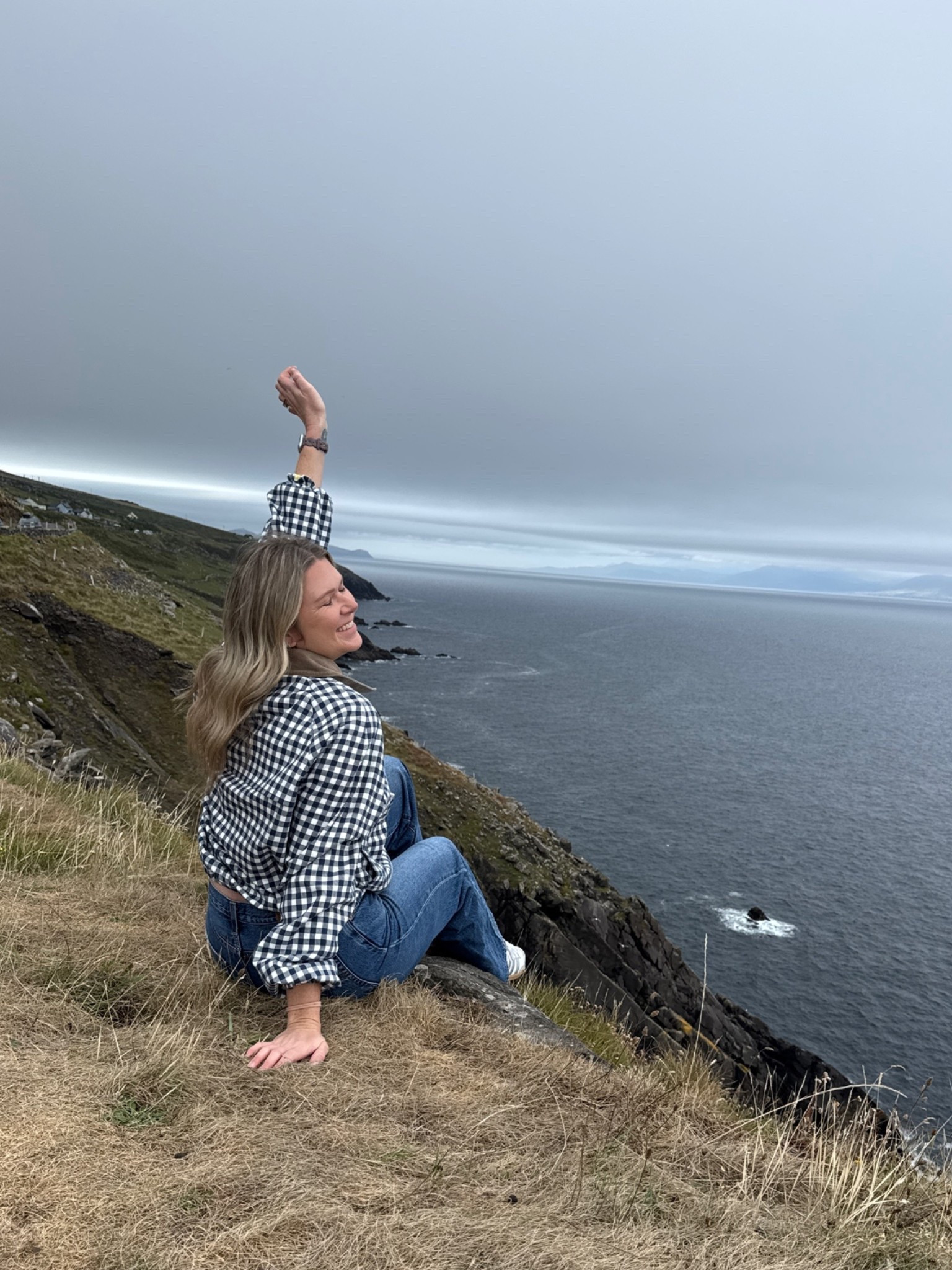 What I packed for our 10-day Ireland trip 🇮🇪 Outfit pictured was worn to Dingle + Slea Head Drive!


Ireland outfits | Europe outfits | Gingham jacket | wide leg jeans | fall outfits | travel outfits

#LTKTravel