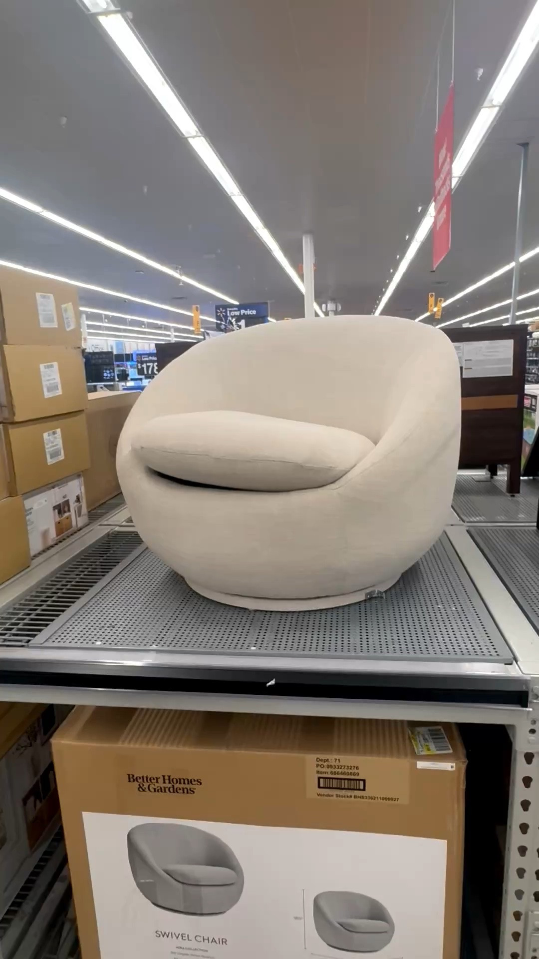 Okayyyy this Better Homes & Gardens swivel chair is giving designer vibes without the designer price tag 🤍✨

So cozy, so chic, and literally the perfect statement piece for a living room, bedroom, office, reading nook, or nursery 😍☁️

The kind of chair that makes your whole space look expensive instantly 👀🫶 and the swivel feature just makes it THAT much better. Comfortable + aesthetic = obsessed.

#LTKhome #walmartfinds #betterhomesandgardens #swivelchair #homedecor #aesthetichome #viralhomefinds #cozyhome #interiordesign

#LTKSaleAlert #LTKHome #LTKSeasonal