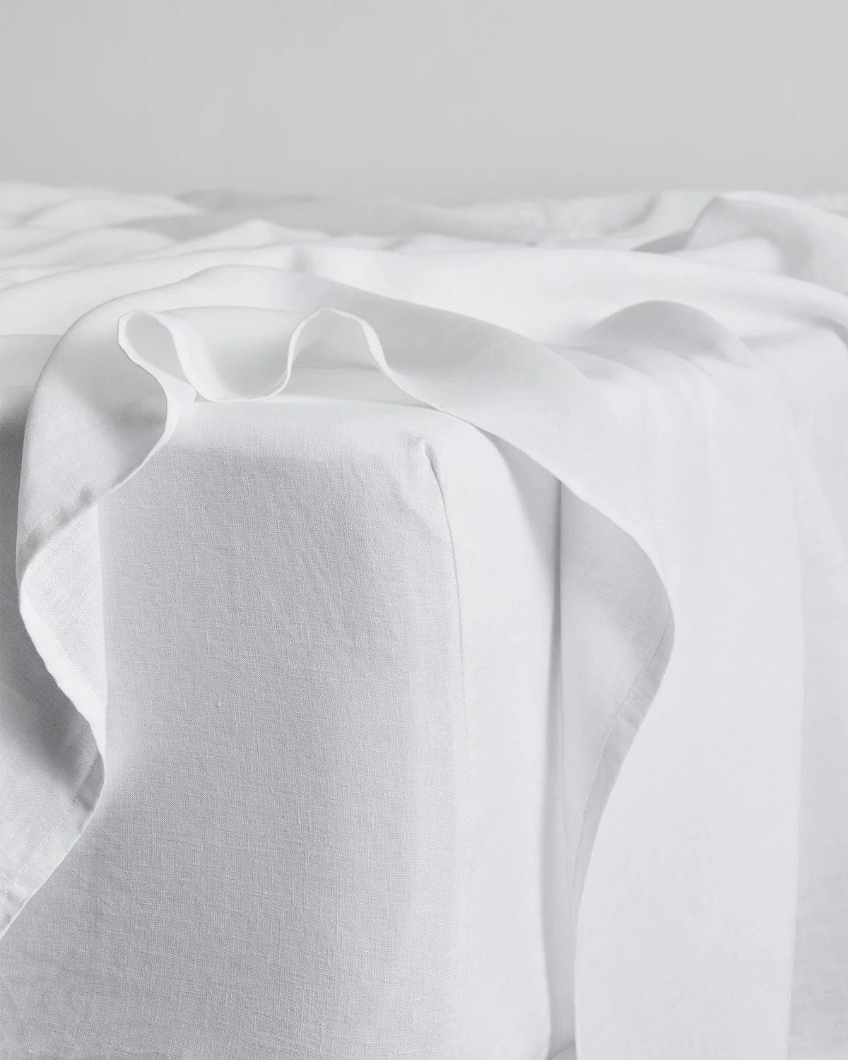 White 100% French Flax Linen Fitted Sheet | Bedthreads US