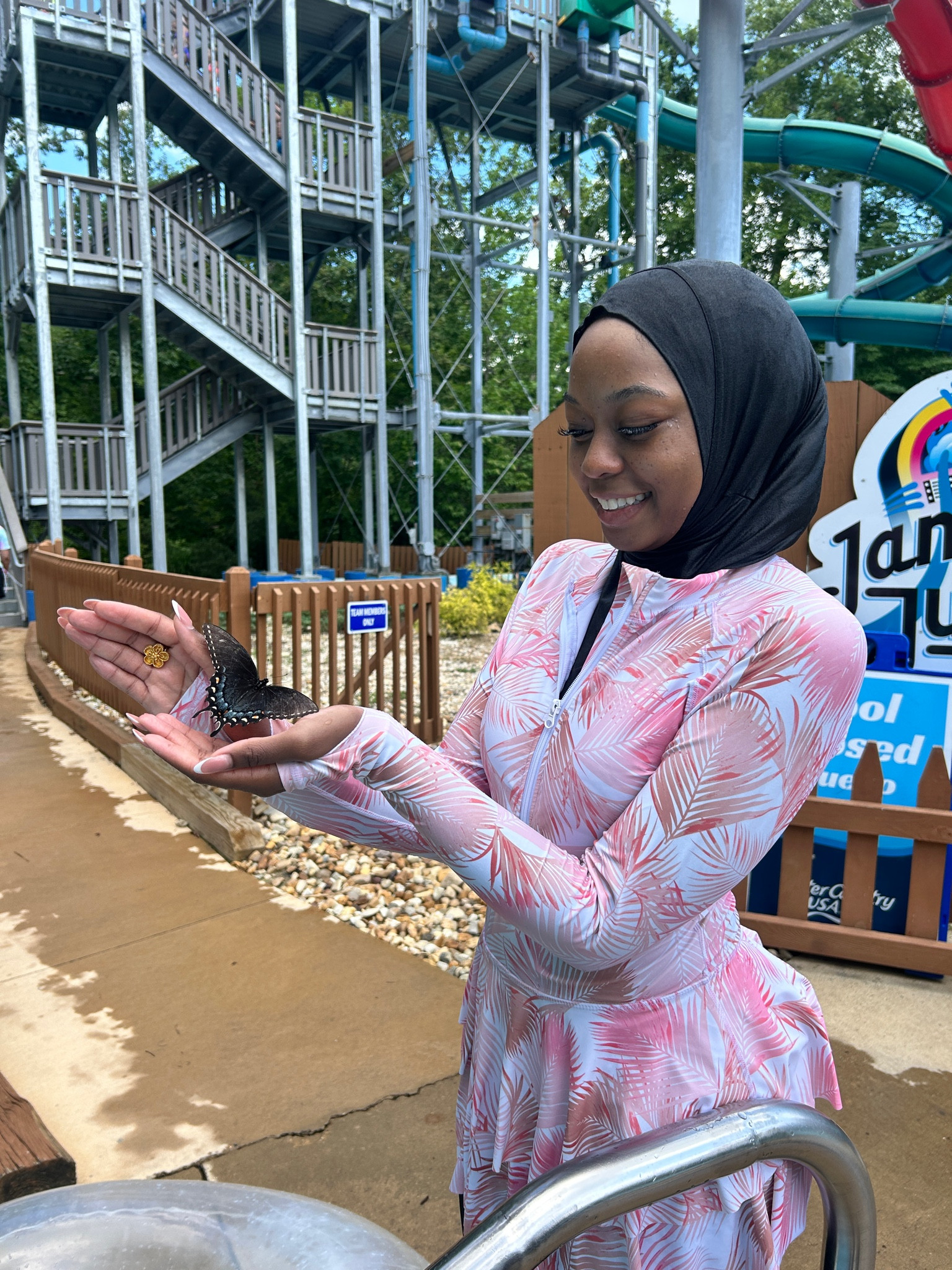 Hijabii Bathing Suit 🩷


Modest swimwear 

#LTKPlusSize #LTKSwim