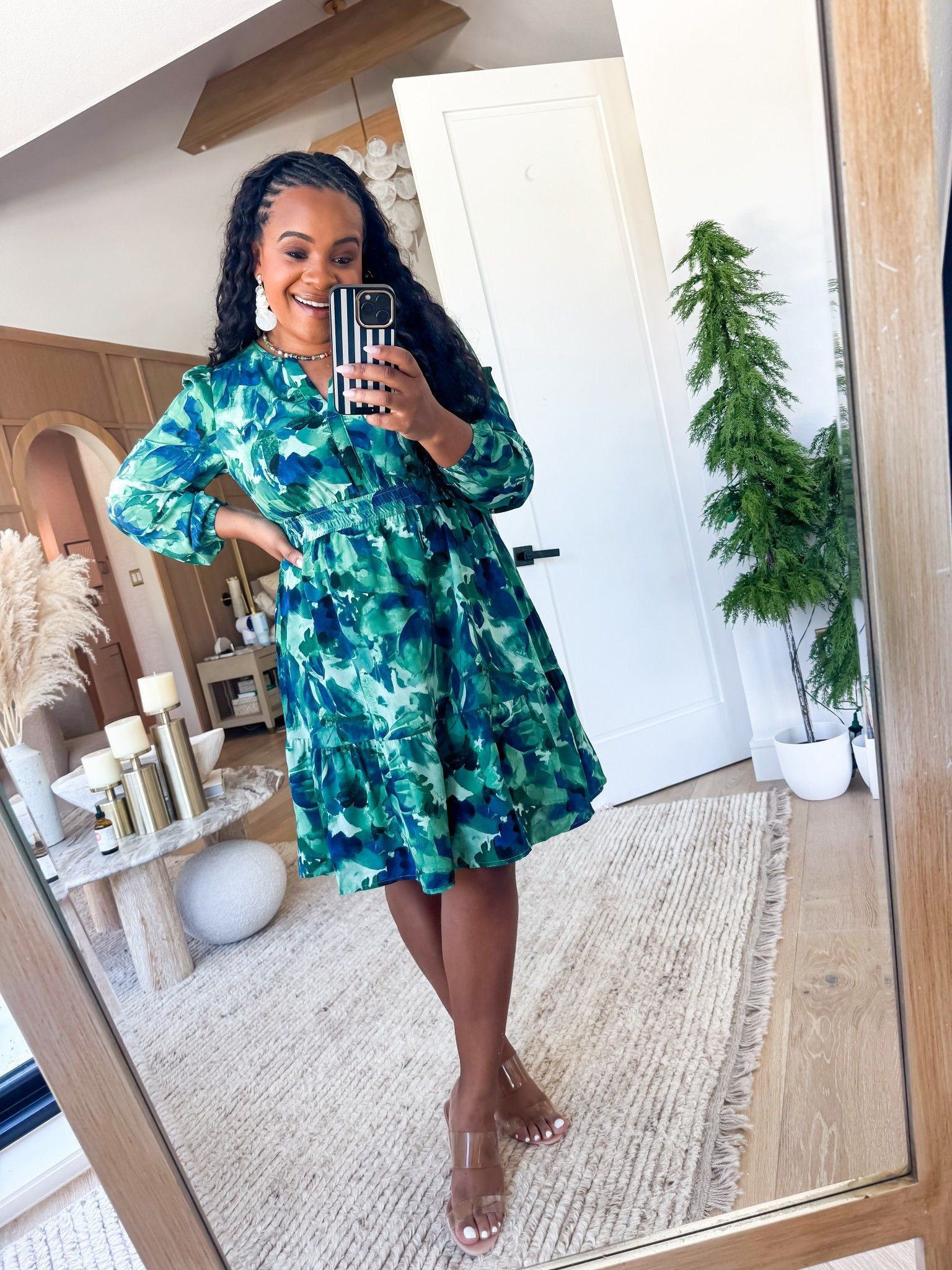 Spring dress under $30 🤯
Add this one to cart before it’s gone!


#LTKWedding #LTKMidsize #LTKSaleAlert