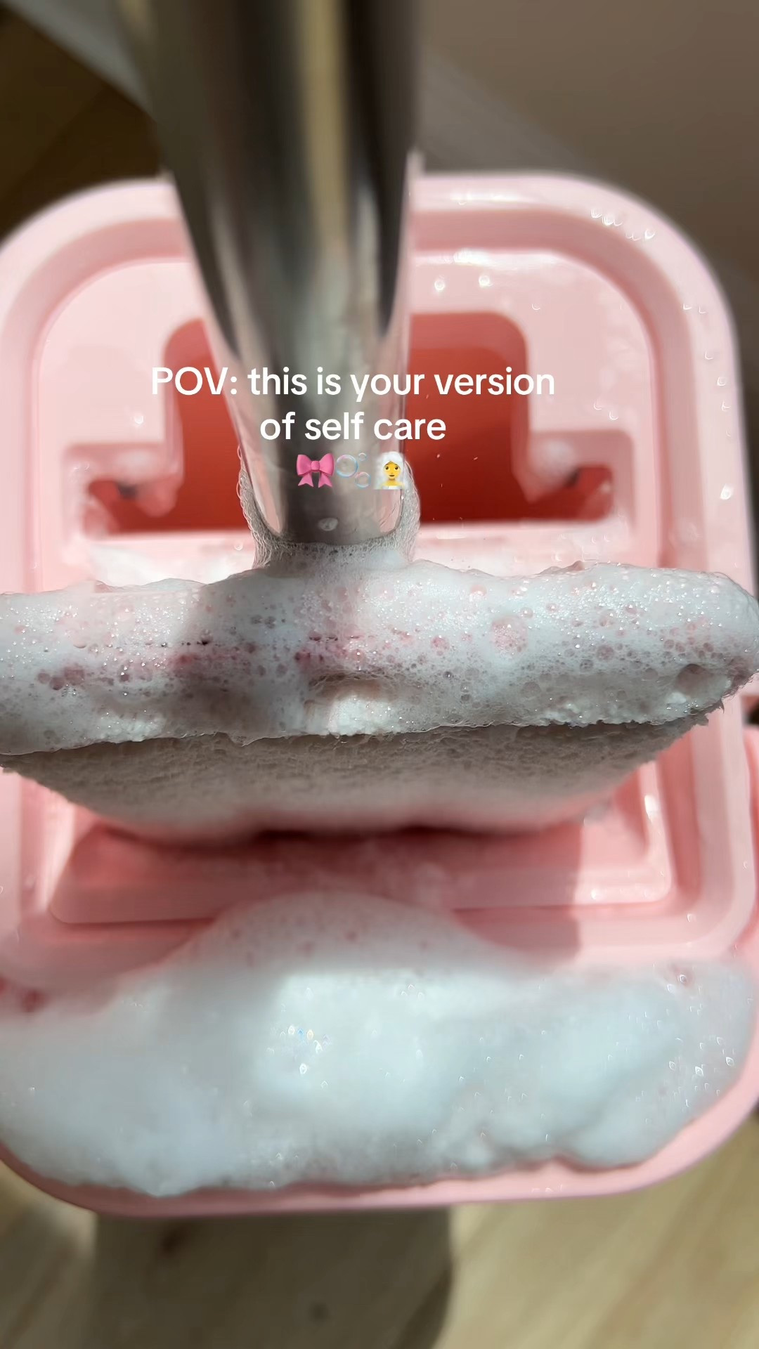 Holiday Selfcare is real 💕 
Perfect mop for walls and floors 💕

#mop #floors #clean #cleaningtips #cleaning 

#LTKHome