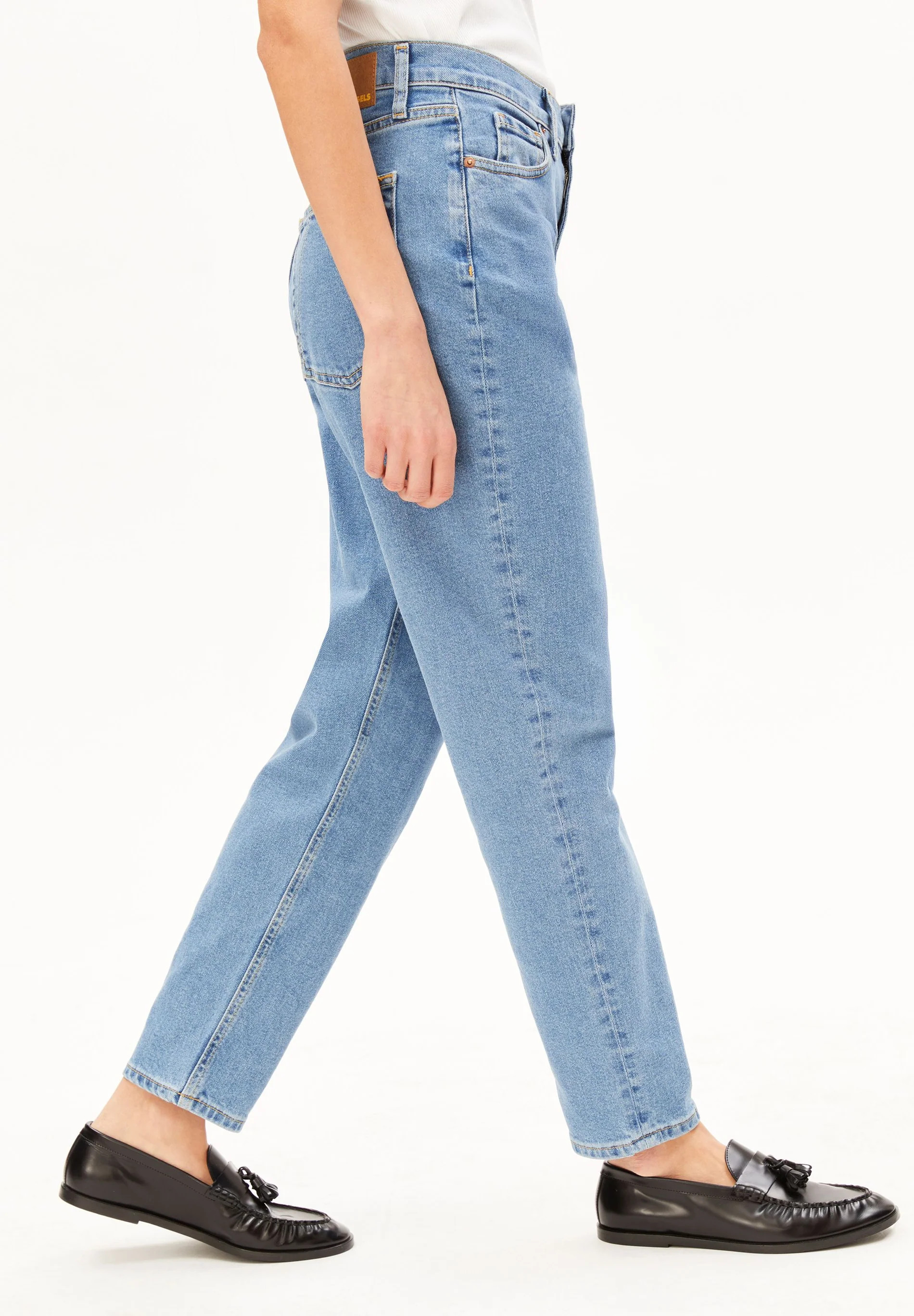 "MAIRAA MOM JEANS recycelter Baumwoll-Mix Comfort Stretch" | ArmedAngels (DE)