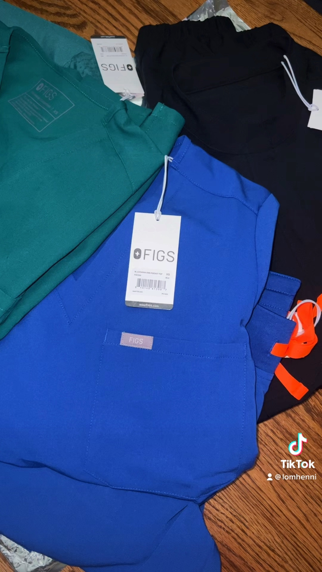 NEW FIGS SCRUBS HAUL!
nurse haul, nursing school, figs scrubs, new figs, blue scrubs, green scrubs, lulu swiftly tech amazon dupe

#LTKworkwear #LTKstyletip #LTKunder100