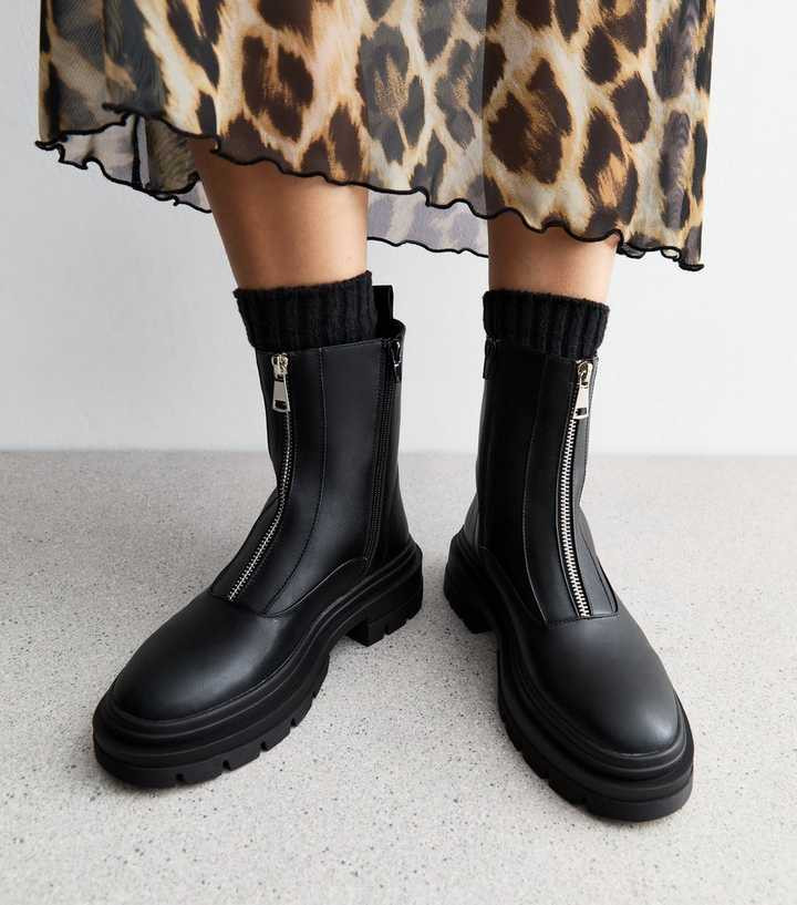 Black Chunky Zipped Ankle Boots
						
						Add to Saved Items
						Remove from Saved Items | New Look (UK)