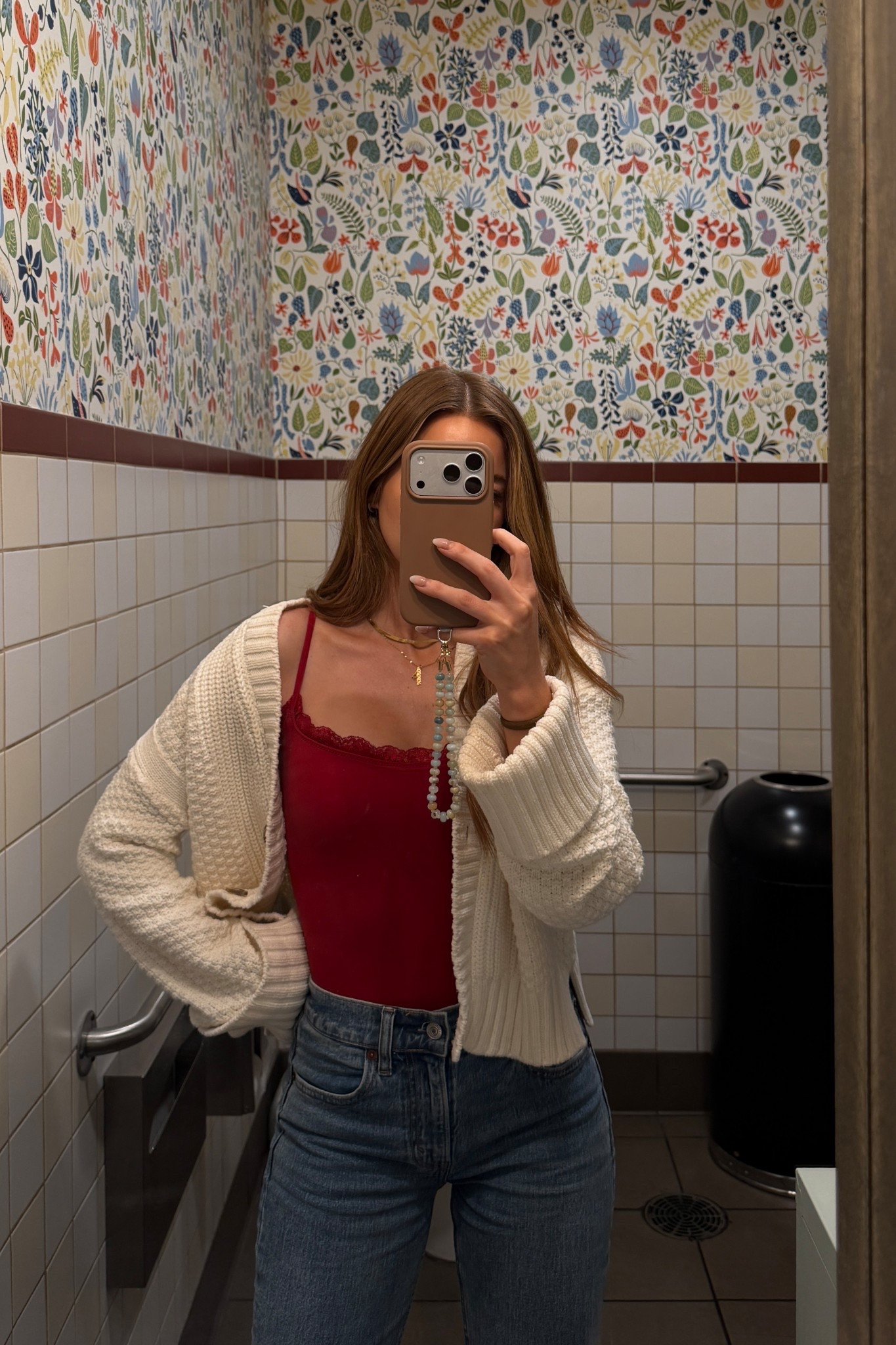 bodysuit: xs // cardigan: small // jeans: 24 regular 