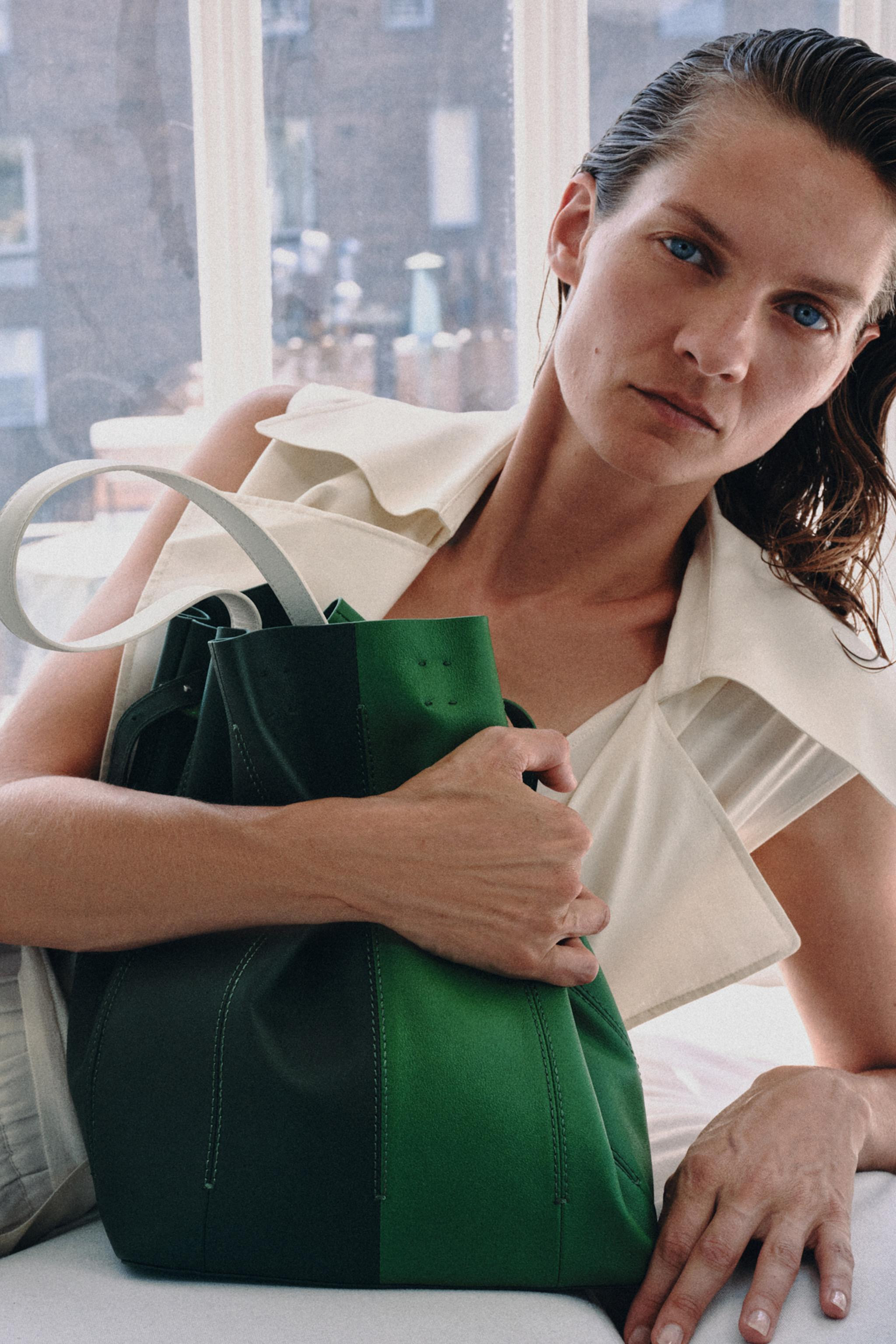 LARGE COLORBLOCK LEATHER BAG | Zara US