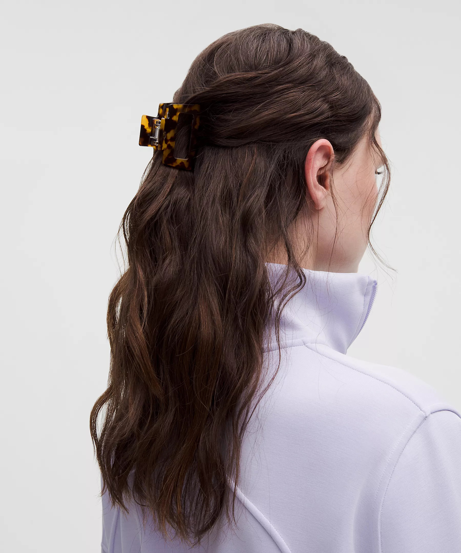 Medium Claw Hair Clip | Lululemon (US)