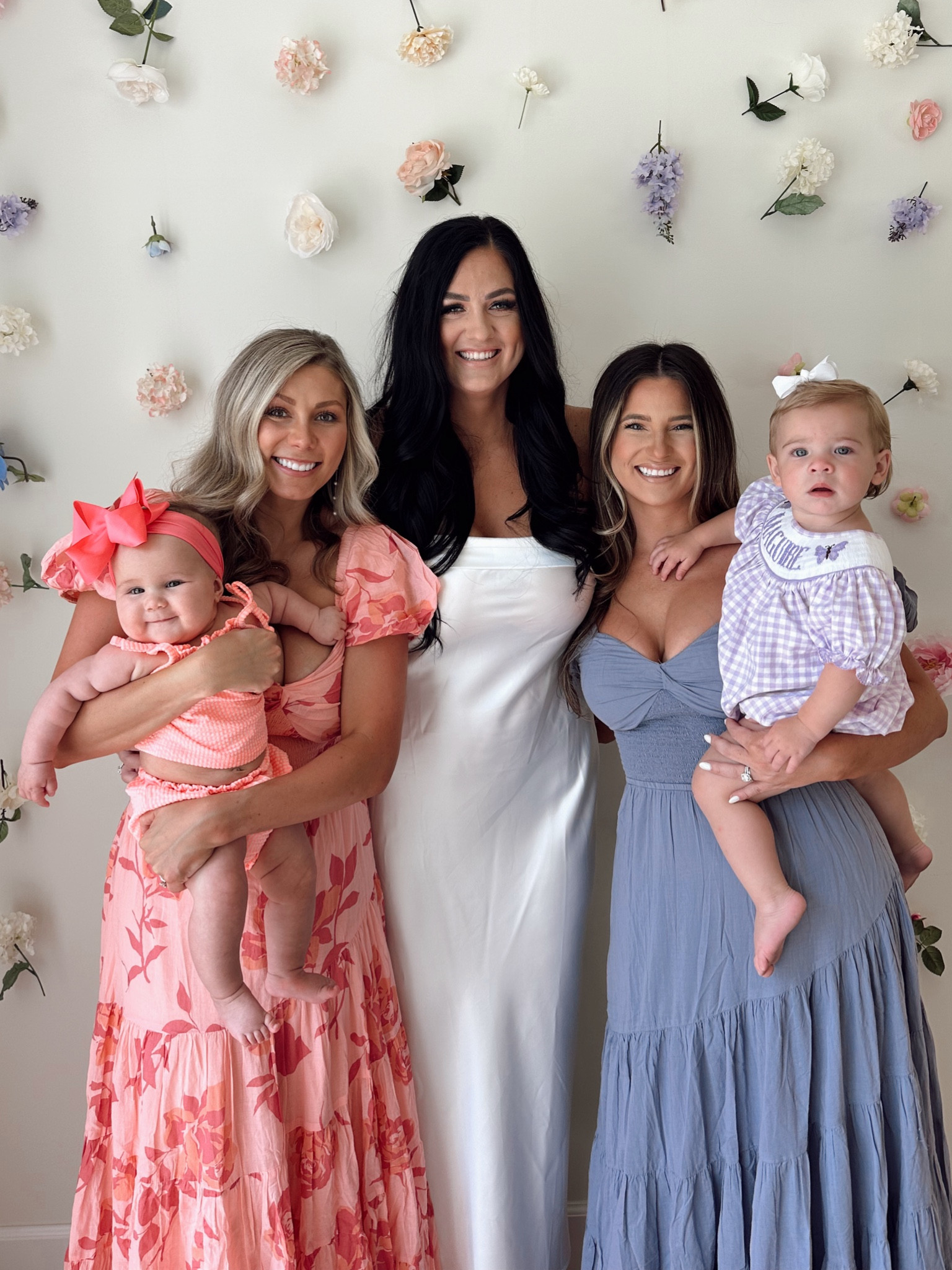 Bridal shower dress 👗 #revolve #freepeople #weddingguestdress #babygirloutfit #babybows