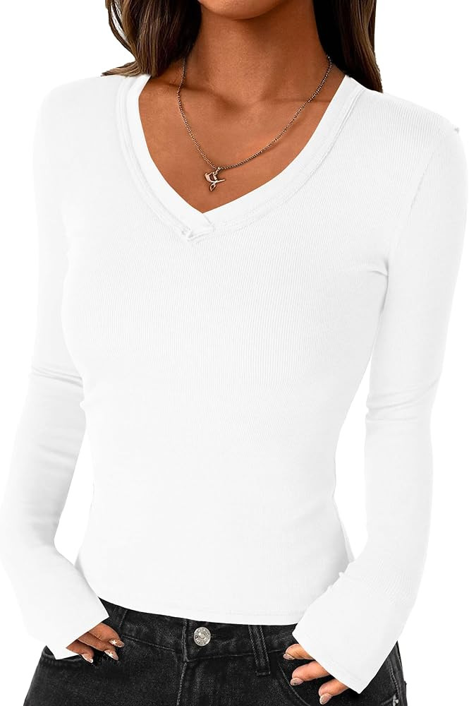 Darong Womens Long Sleeve Cotton V-Neck T-Shirt Lightweight Tee Modern Fitted Basic Tops 9228 Whi... | Amazon (US)