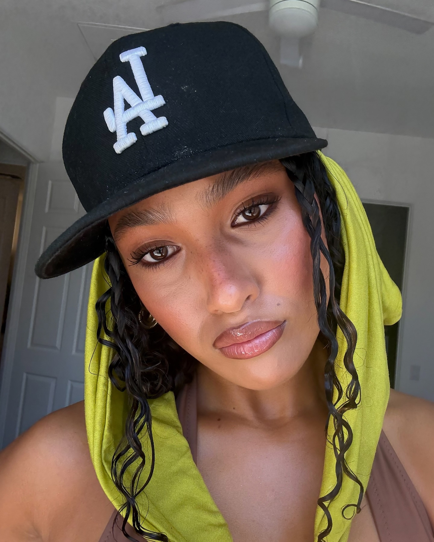 MEGCHELLA for day 3⭐️

hat: lids
scarf: top from shop luna b from midnights set
swimsuit top: amazon
leather jacket: lulus
shorts: sfire inside set shop luna 
belt: urban outfitters
boots: steve madden 

#LTKStyleTip #LTKFestival #LTKBeauty