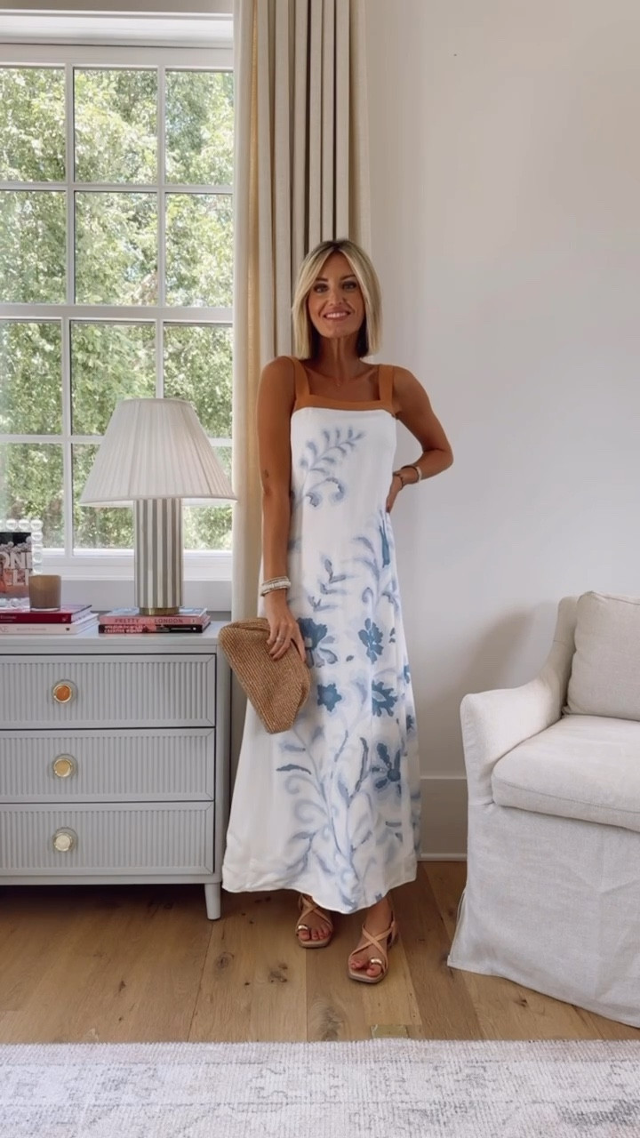 Can’t believe this dress is from Loft! Wearing XS!

Loverly Grey, summer dress, Loft 

#LTKSeasonal #LTKStyleTip