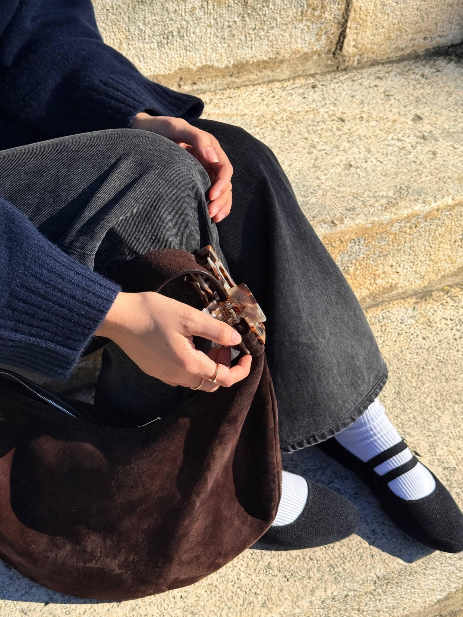 Ballet flats & suede bag 

#LTKootd #LTKSeasonal #LTKPetite