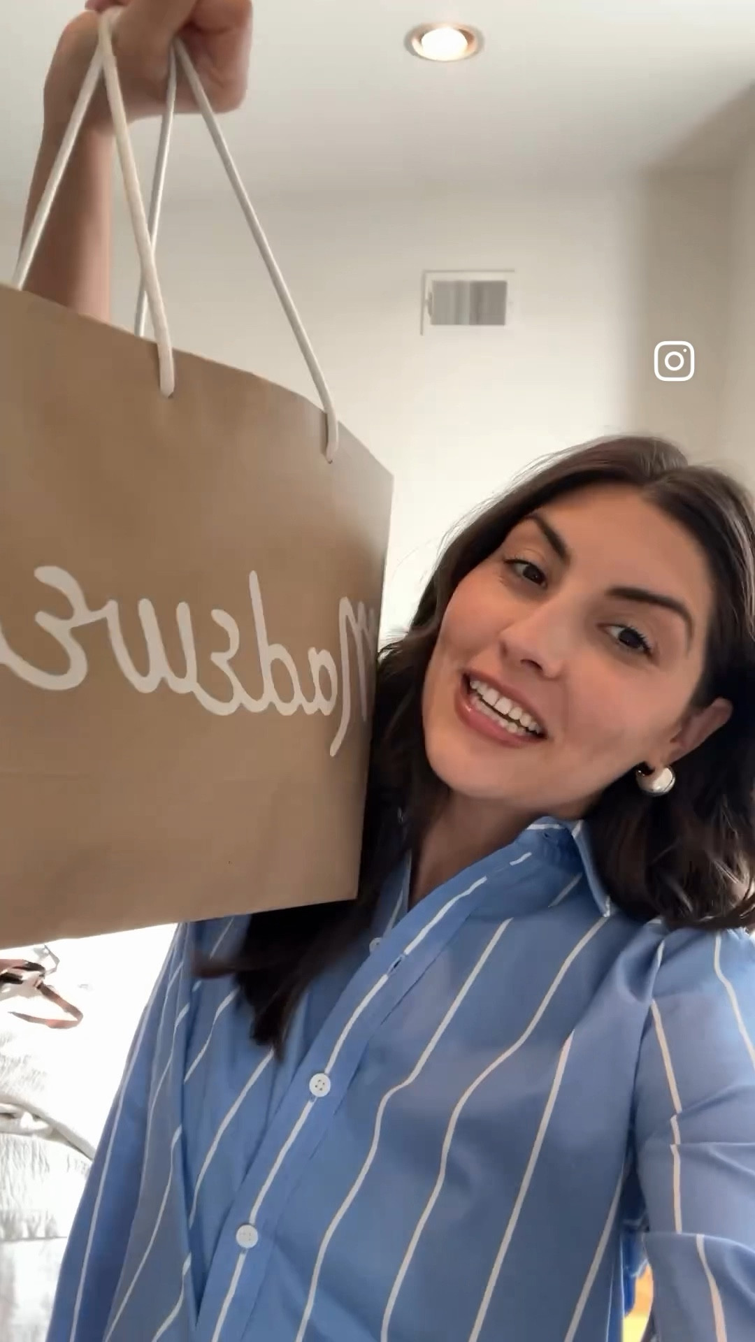 Mini summer try on haul from Madewell 💙

summer outfit, mini skirt, Madewell finds, button down shirt, Madewell jeans, Madewell haul 



#LTKfindsunder100 #LTKfindsunder50 #LTKVideo