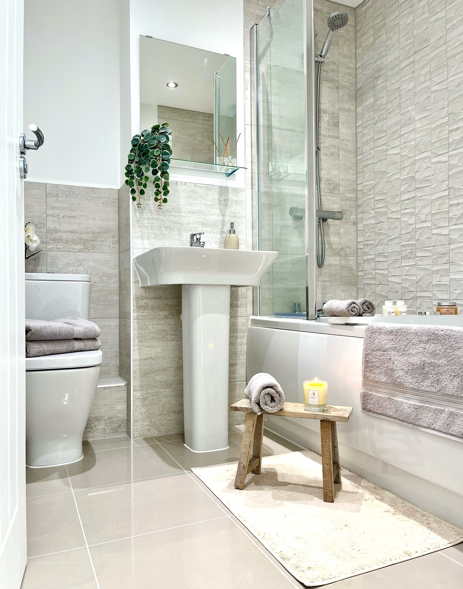 Neutral modern bathroom, bathroom styling, bathroom accessories, cosy home decor, self care 

#LTKhome #LTKeurope #LTKbeauty