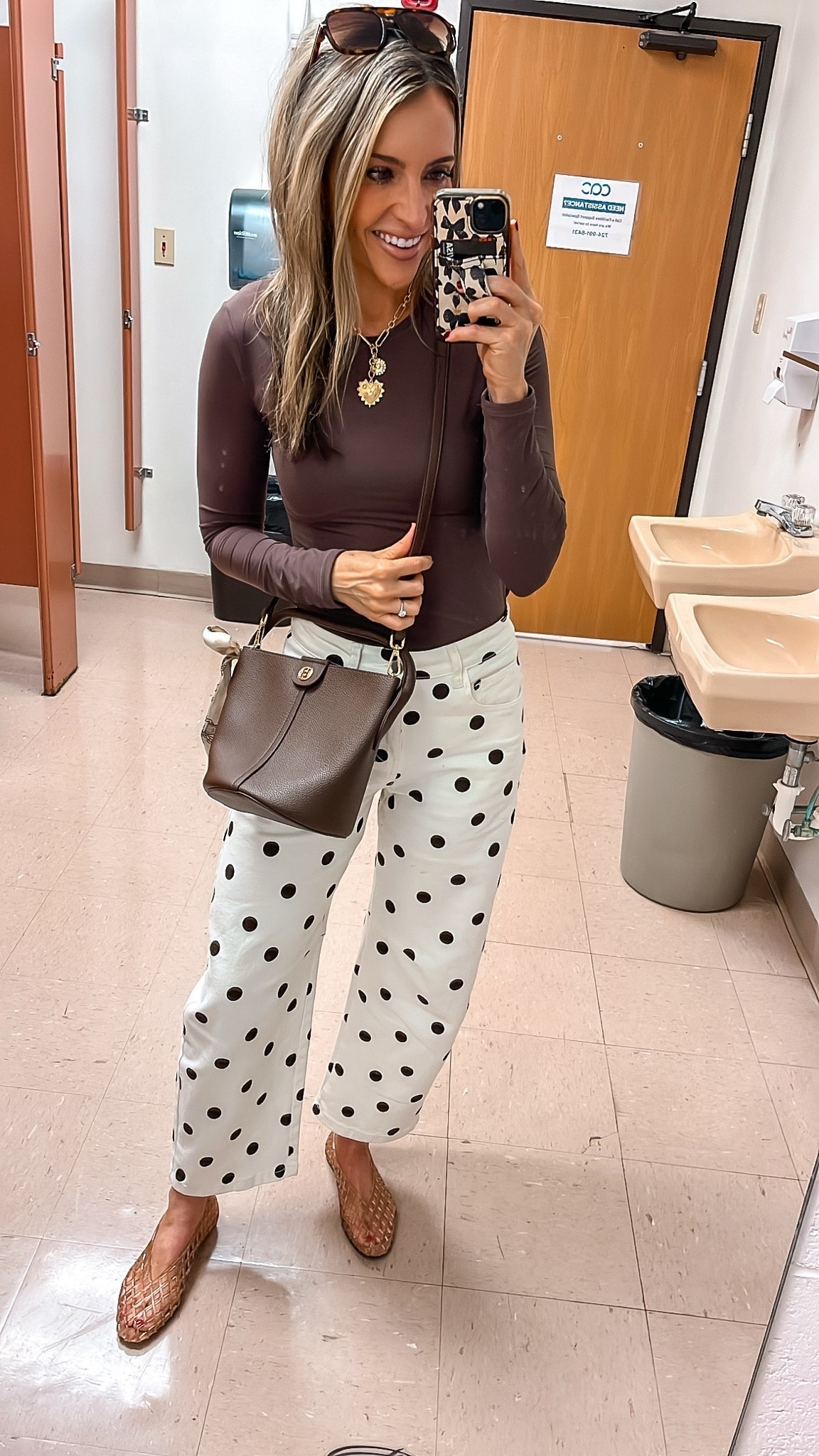 Today’s church OOTD! The pants have a flattering barrel shape & are crazy comfy!! Great option for the classroom, office or casual!

#LTKootd #LTKmomlife #LTKSeasonal