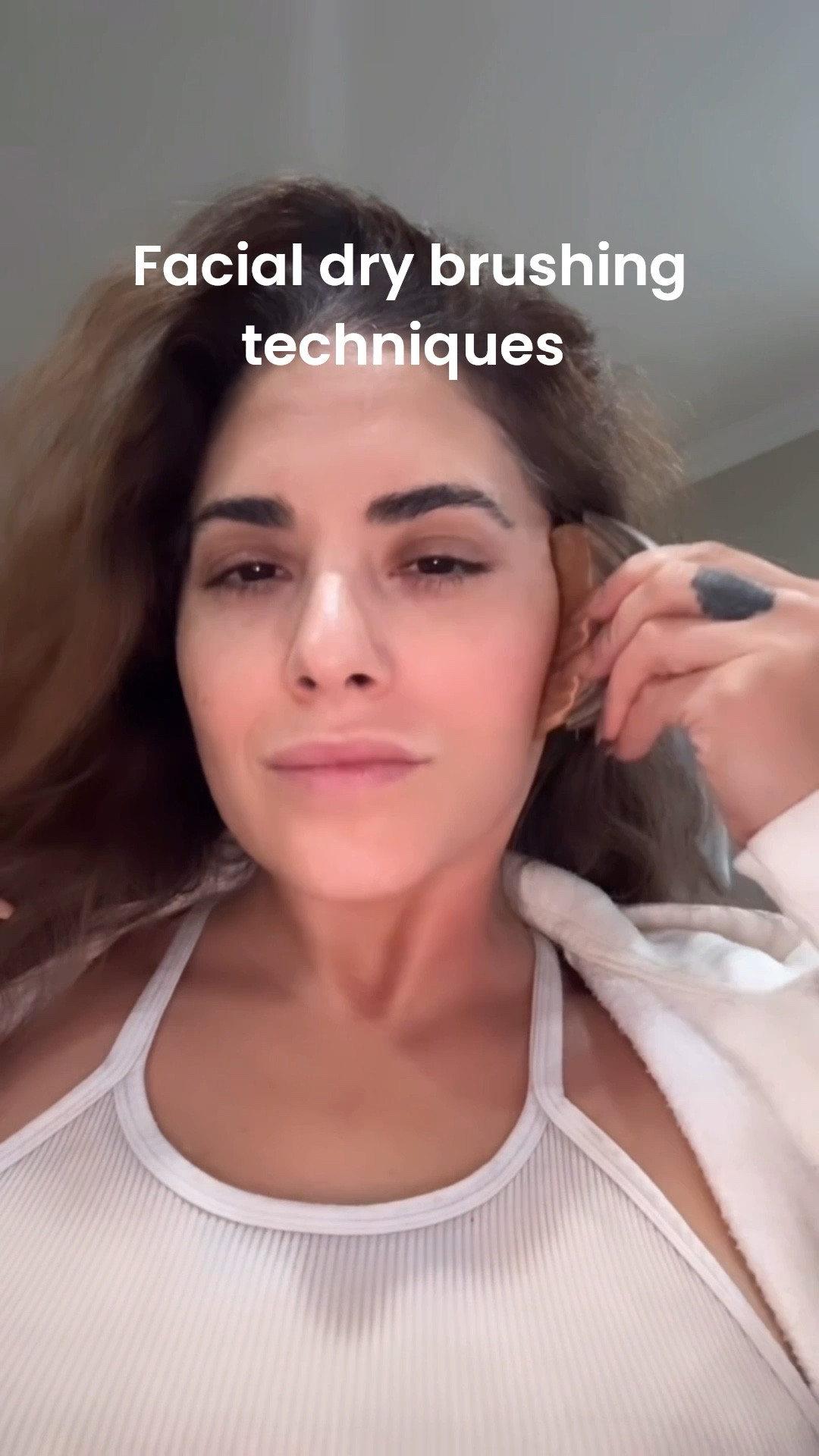Facial dry brushing is my new fav activity. This lighting sucks but you can still see the results—lifted, more awakened tone. Obsessed is an understatement. (Technique tips below- # 2 is most important and most ppl don’t do it correctly)



Dry brushing for the face is really gentle and relaxing. It helps with blood flow, lymphatic drainage and temporary toning/lifting of the face. 

A few important tips to remember bc a lot of people do lymphatic drainage incorrectly. I learned this from a certified lymph specialist years ago and I’ve used these steps ever since.

1. Always open your lymph channels before you begin this technique. This is located in the soft tissue behind your collarbone as well as your ears. A few simple palpitations/rubs of the area is all you need. 

2. Start from the bottom of the face and work your way up. A lot of people start at the top of their face and work their way down, but imagine trying to move any fluid through areas that are still clogged up? Doesn’t work this way and create more harm than good over time. I start from under my jaw and push fluid down into the collarbone area to “dump” there. That will be your end point the entire time. Then I work my way up through each section of the face, and working my way down again with each pass through to effectively drain and not create any blockages or buildup. 

3. Use skincare AFTER facial dry brushing. 




#skincareroutine #youthfulskin #skincaretips #lymphdrainage

#LTKselfcare #LTKmorningroutine #LTKBeauty