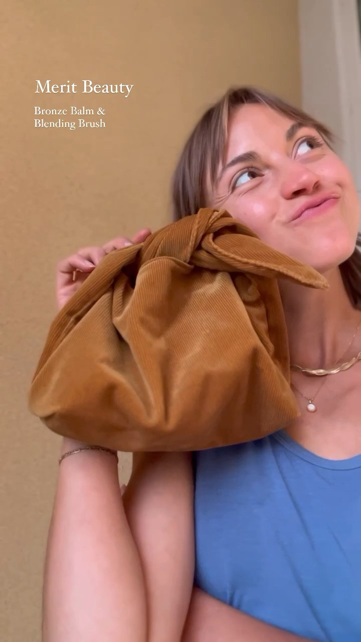 Wearing shade Leo in the Merit Beauty Bronze Balm & the No.1 Blending Brush 

#LTKunder100 #LTKunder50 #LTKbeauty