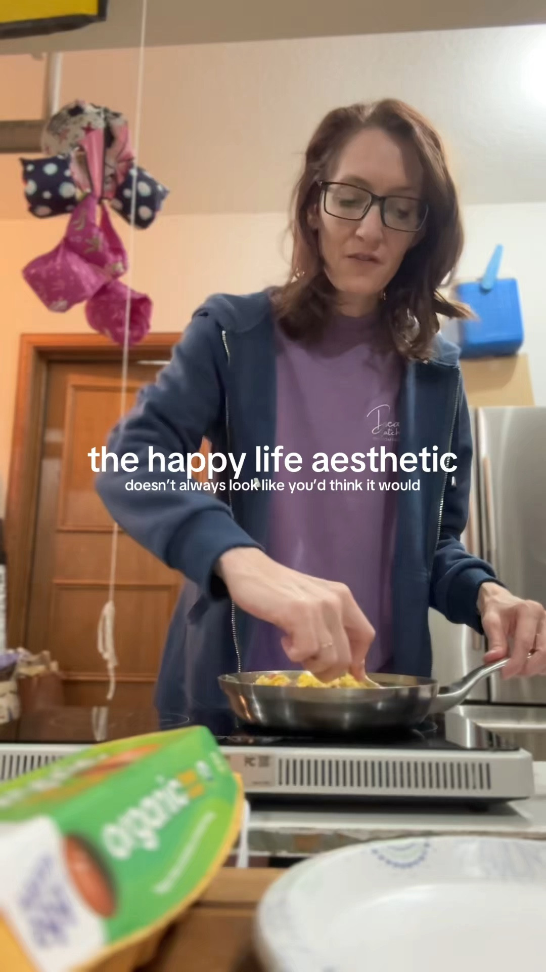 Garage kitchen era 🛠️🍳 cooking breakfast during a home renovation = paper plates, an induction cooktop, and making eggs in a Calphalon skillet like it’s totally normal

linking my everyday essentials: induction range, nonstick skillet, cozy hoodie, and the real MVPs—eggs + butter 🫶🏼

if you’re in a renovation or no-kitchen phase… this is your sign you can still make it work (and eat good)

#homerenovation #kitchenreno #garagekitchen #cookwithme #momlife #everydayessentials #ltkhome #ltkfamily

#LTKdayinmylife #LTKmorningroutine #LTKmomlife