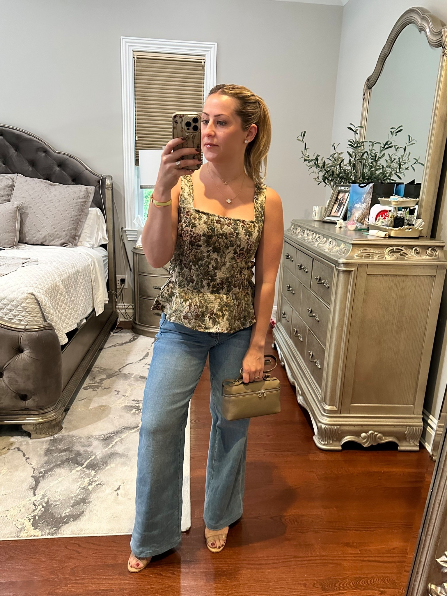 girl dinner #ootd 

#LTKStyleTip #LTKFindsUnder100 #LTKSeasonal