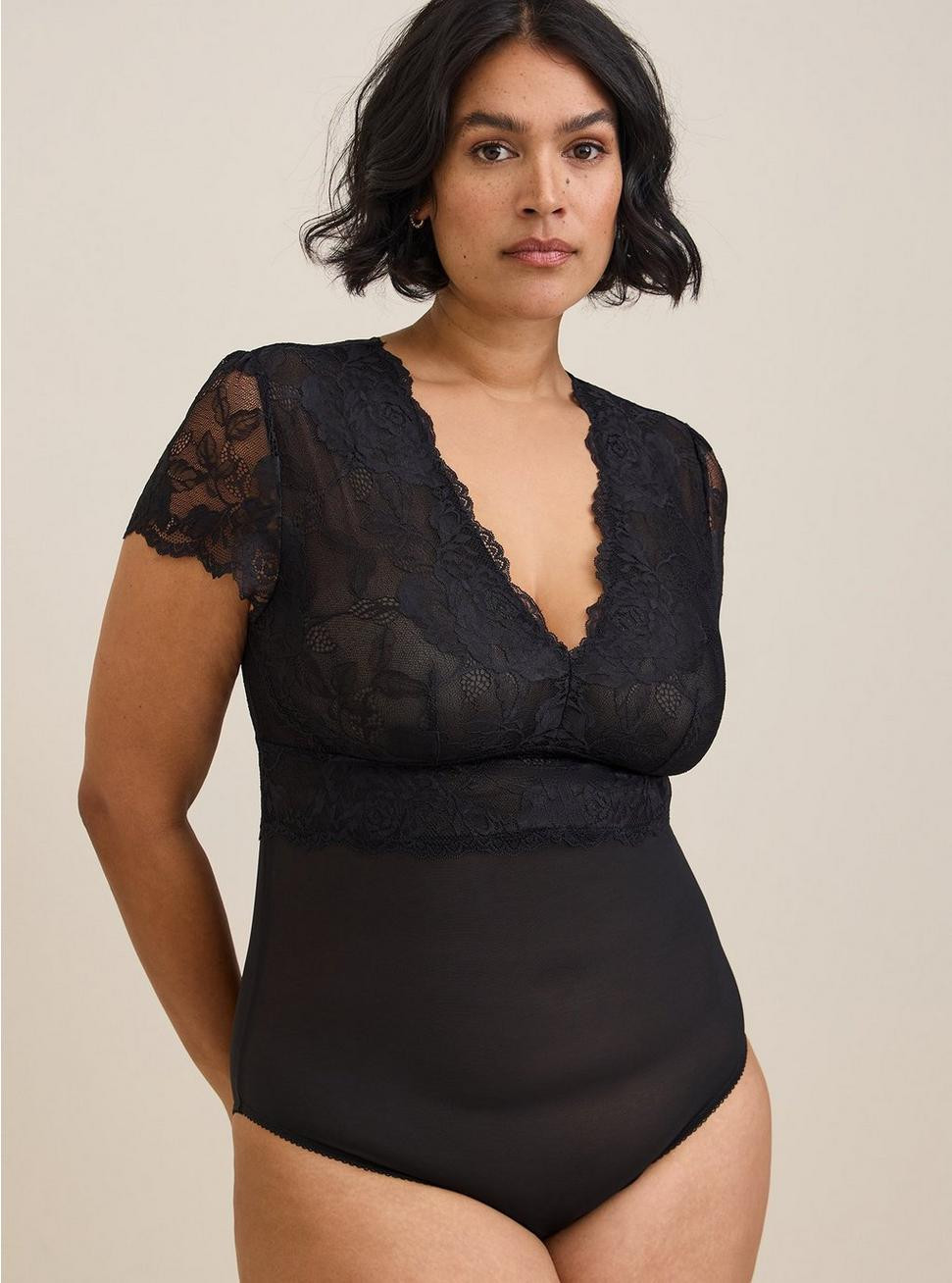 Floral Lace Short Sleeve Bodysuit | Torrid (US & Canada)