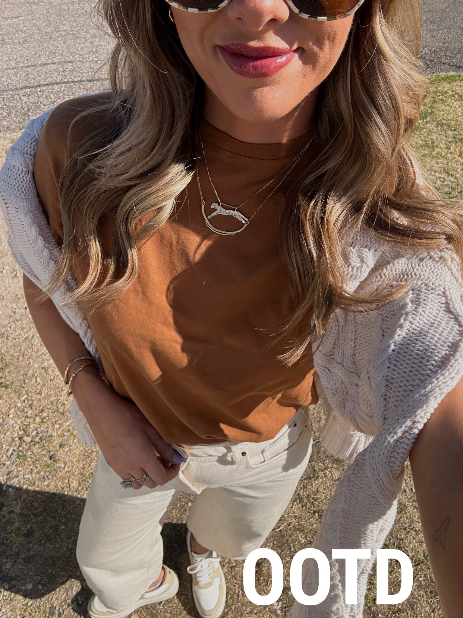 Today’s OOTD to explore Sedona! 
I have this top in 3 colors and LOVE it! These pants are my FAV too from Sezane! True to size! 

#LTKFindsUnder100 #LTKTravel #LTKStyleTip