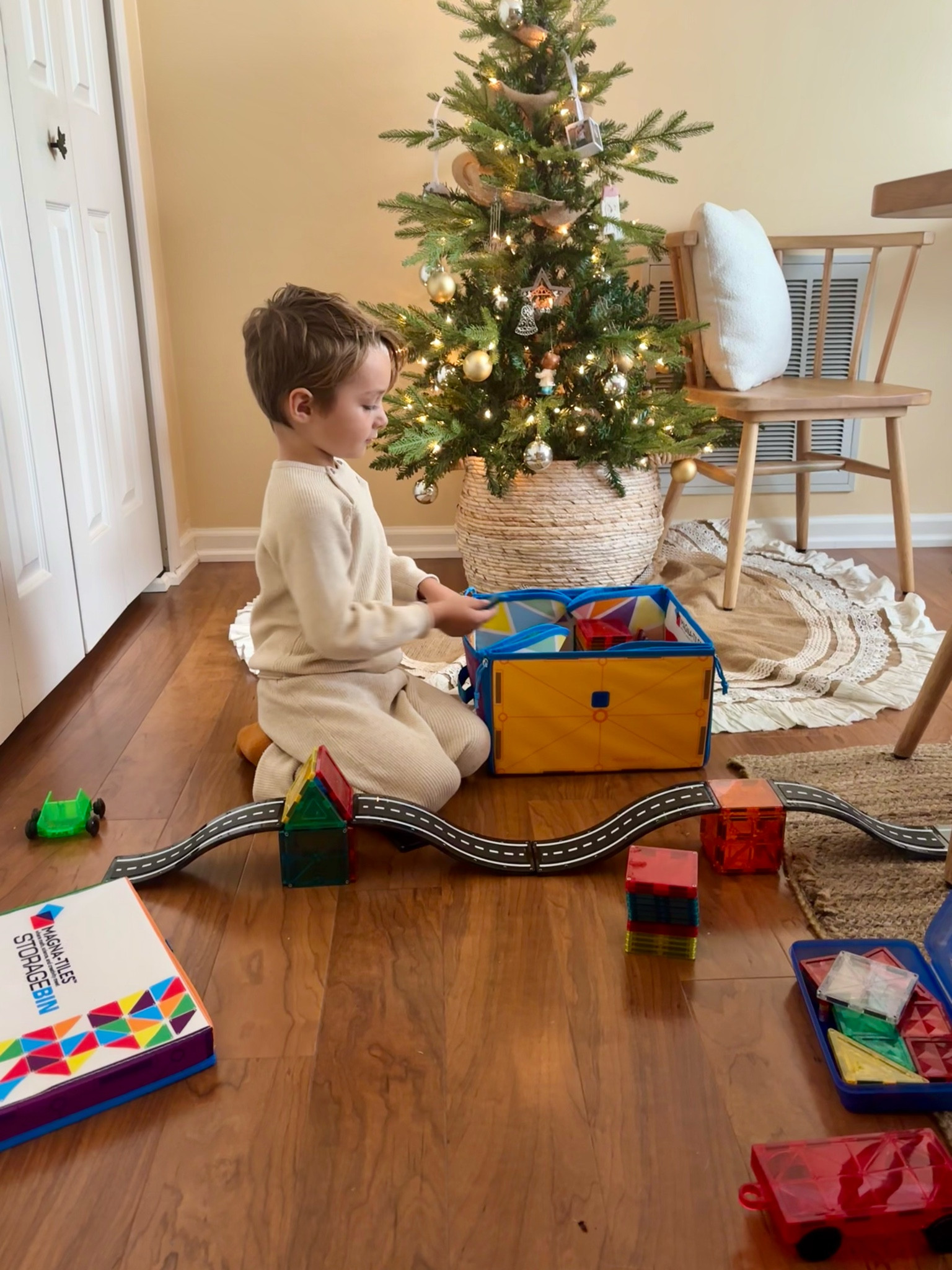 Magna tiles race track, cars, + storage bin

#LTKKids #LTKGiftGuide #LTKFamily