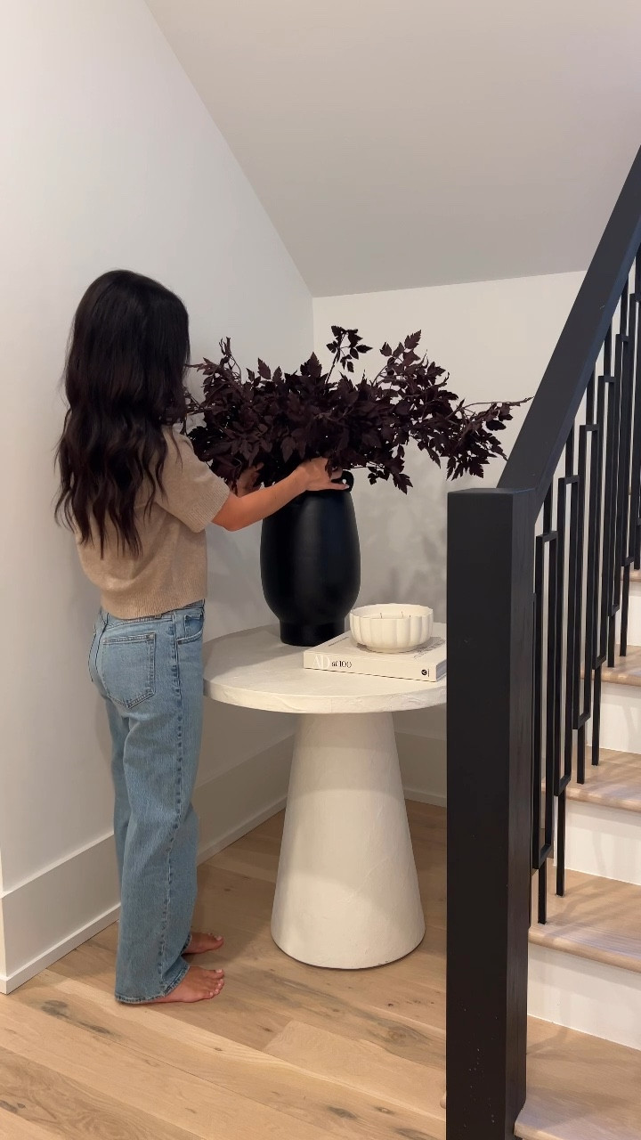 Entryway table decor. Fall decor. Fall leaves  

#LTKHome #LTKSeasonal #LTKSaleAlert