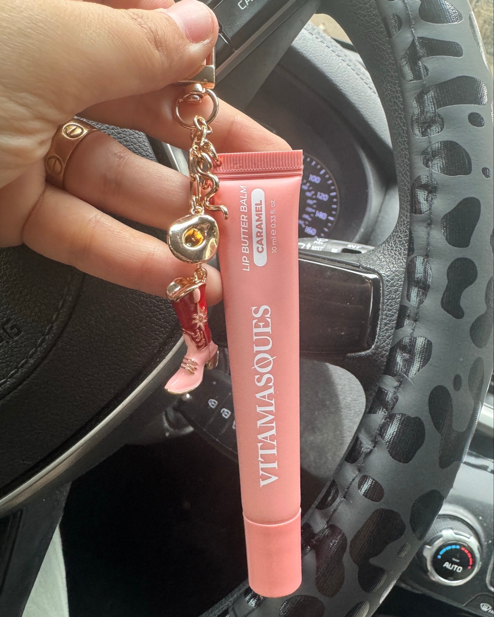 Stop this is SO cute 😭💗
An exact dupe for the pricey ones AND the little chain?? obsessed.

Glossy, hydrating, and the cutest thing to clip on your keys/bag ✨
Linked for you 🫶🏻

#LTKBeauty