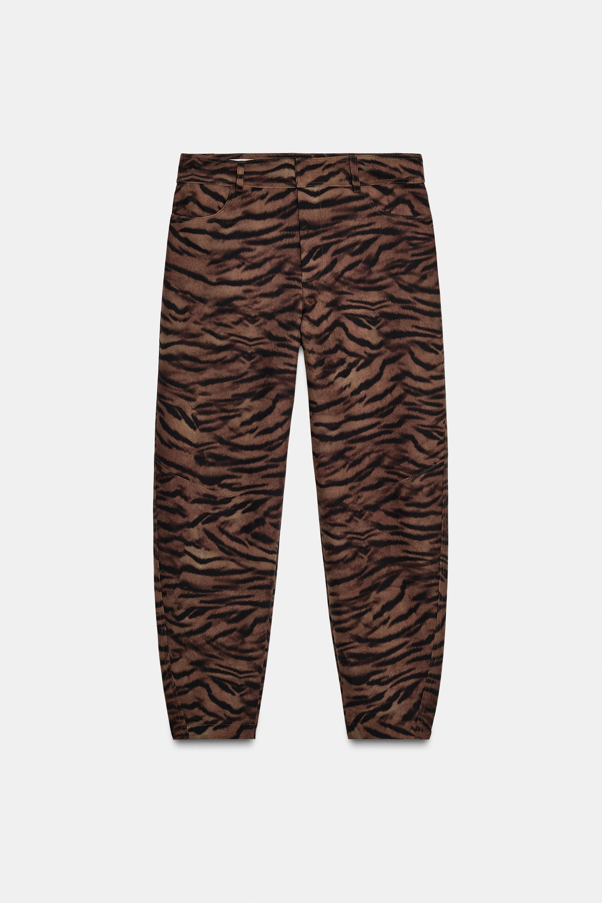 ANIMAL PRINT BARREL PANTS | Zara US