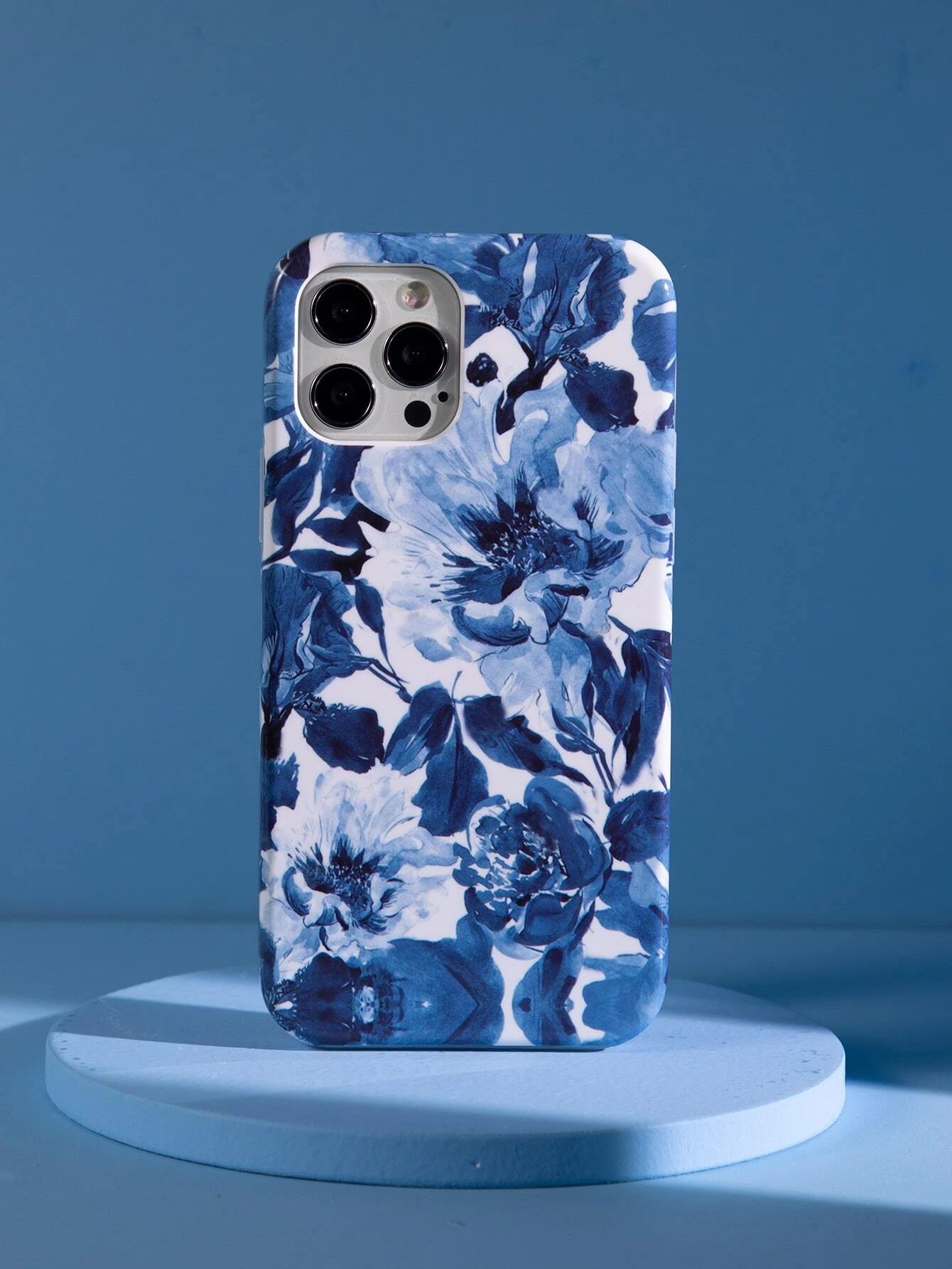 Flower Pattern Phone Case | SHEIN