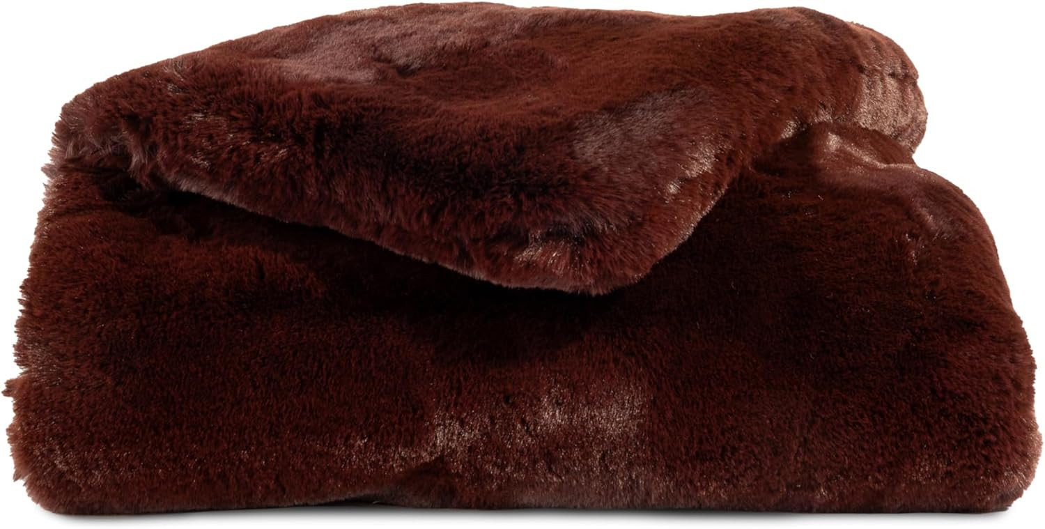 Cozy Earth Cuddle Blanket, Faux Fur Ultra-Soft Luxury Throw Blanket | Amazon (US)