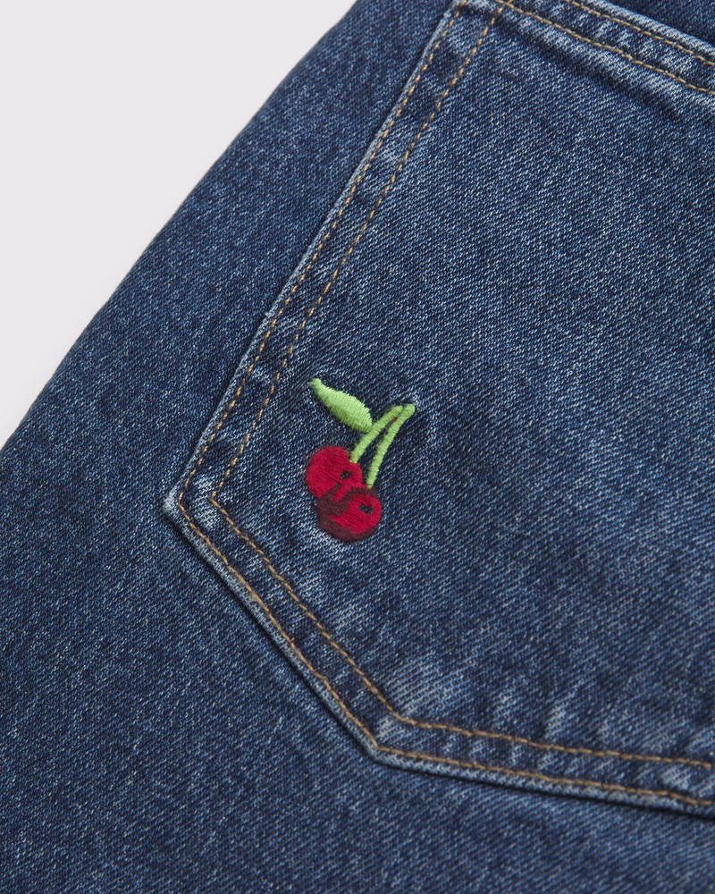 Women's Curve Love High Rise 4" Mom Short | Women's Bottoms | Abercrombie.com | Abercrombie & Fitch (US)