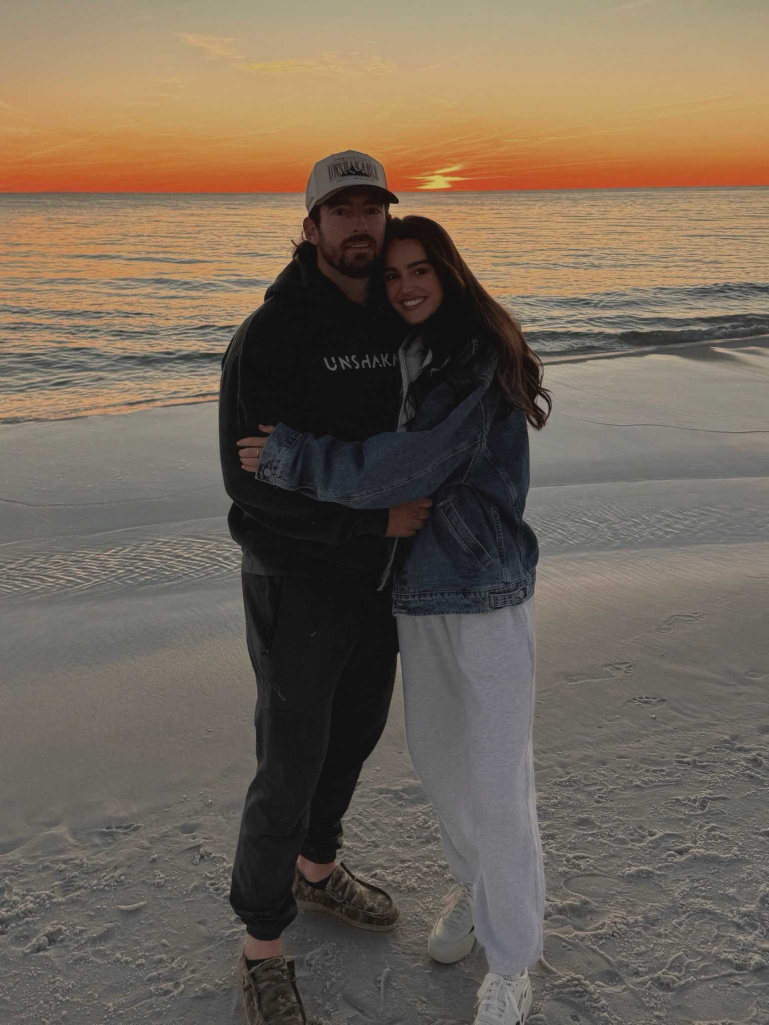 Sweats on the beach >>>

#LTKSaleAlert #LTKStyleTip #LTKSeasonal