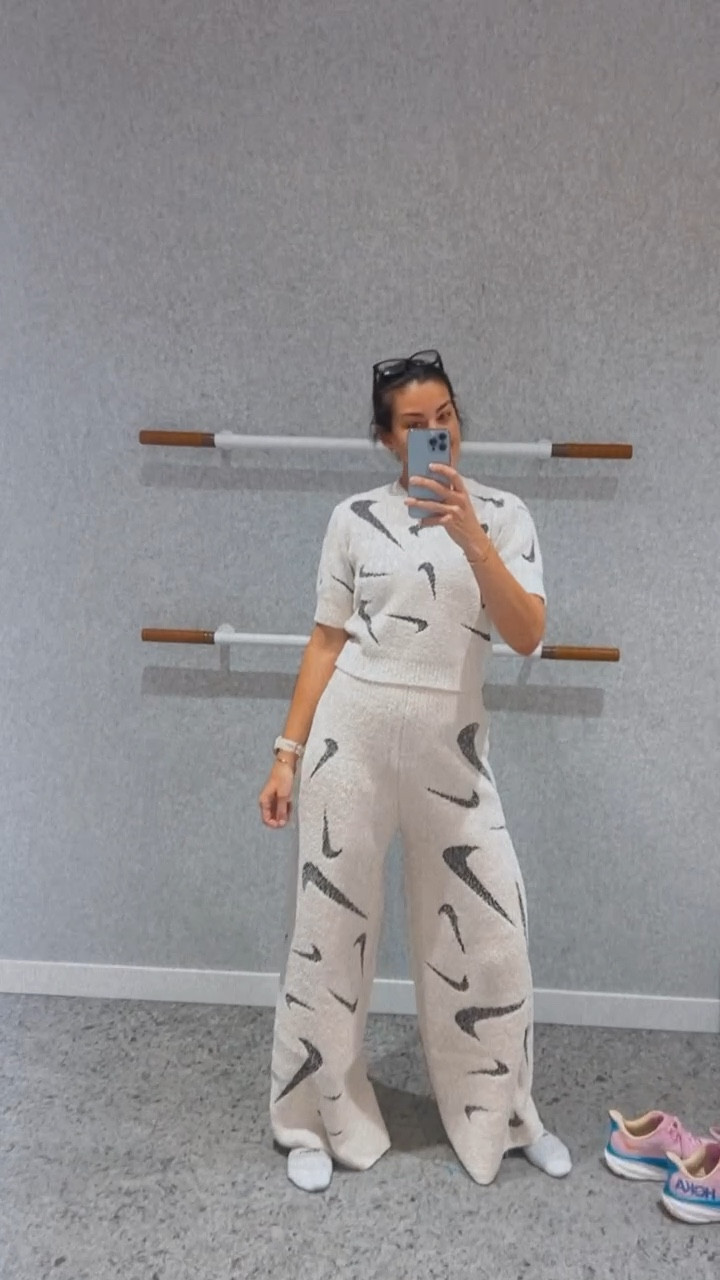 Went in to try on Nike running leggings and this set just caught my eye. I SO love it!! They have shorts and matching bra online (as well as they grey and brown)

I might just be gifting myself this super cozy and comfy set! 😍



#LTKGiftGuide #LTKstyletip #LTKSeasonal