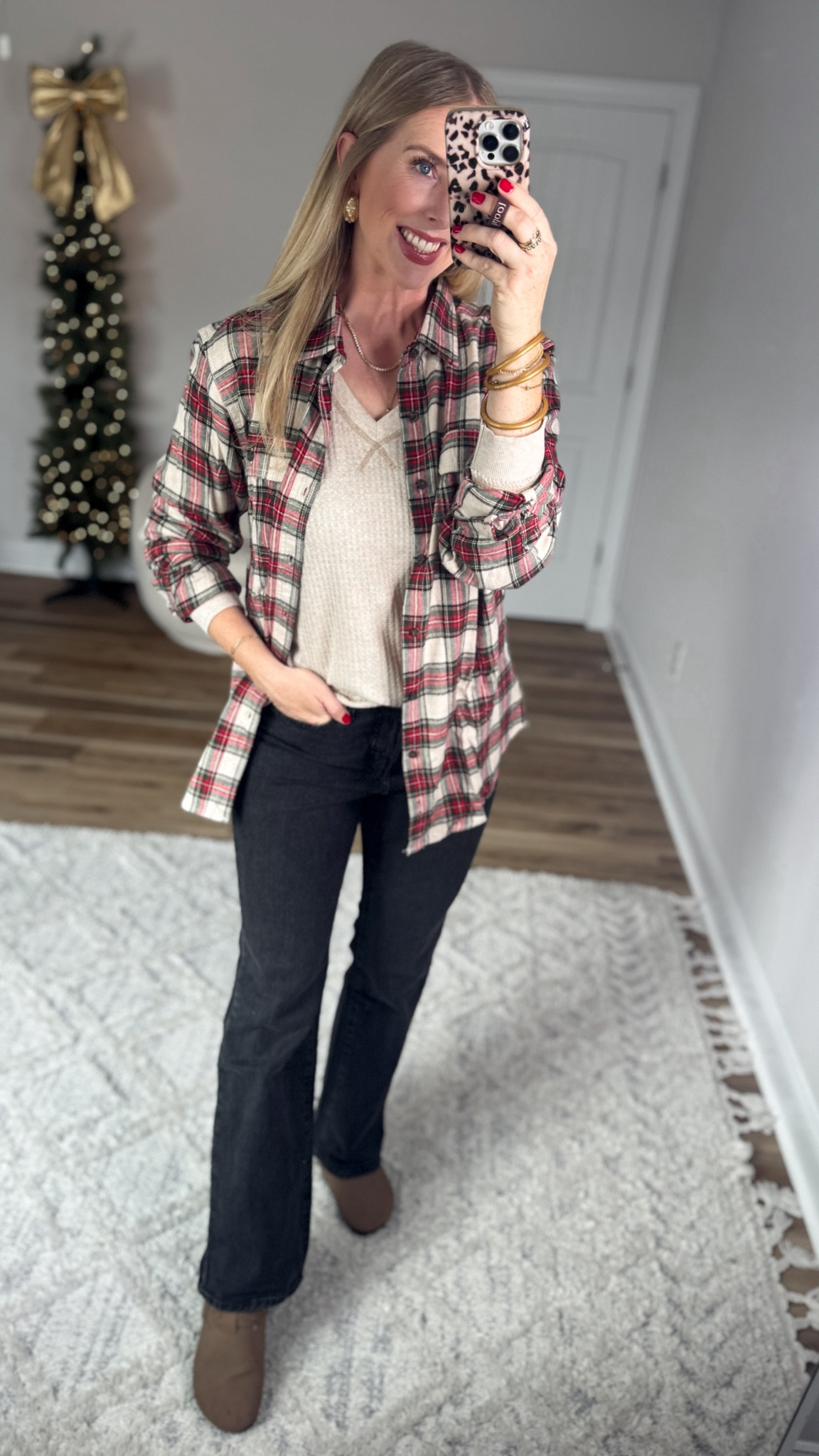 Weekend Walmart Wins try-on
Holiday plaid flannel- men’s medium 
Thermal top- small
Black jeans- 4 

#LTKStyleTip #LTKHoliday #LTKFindsUnder50