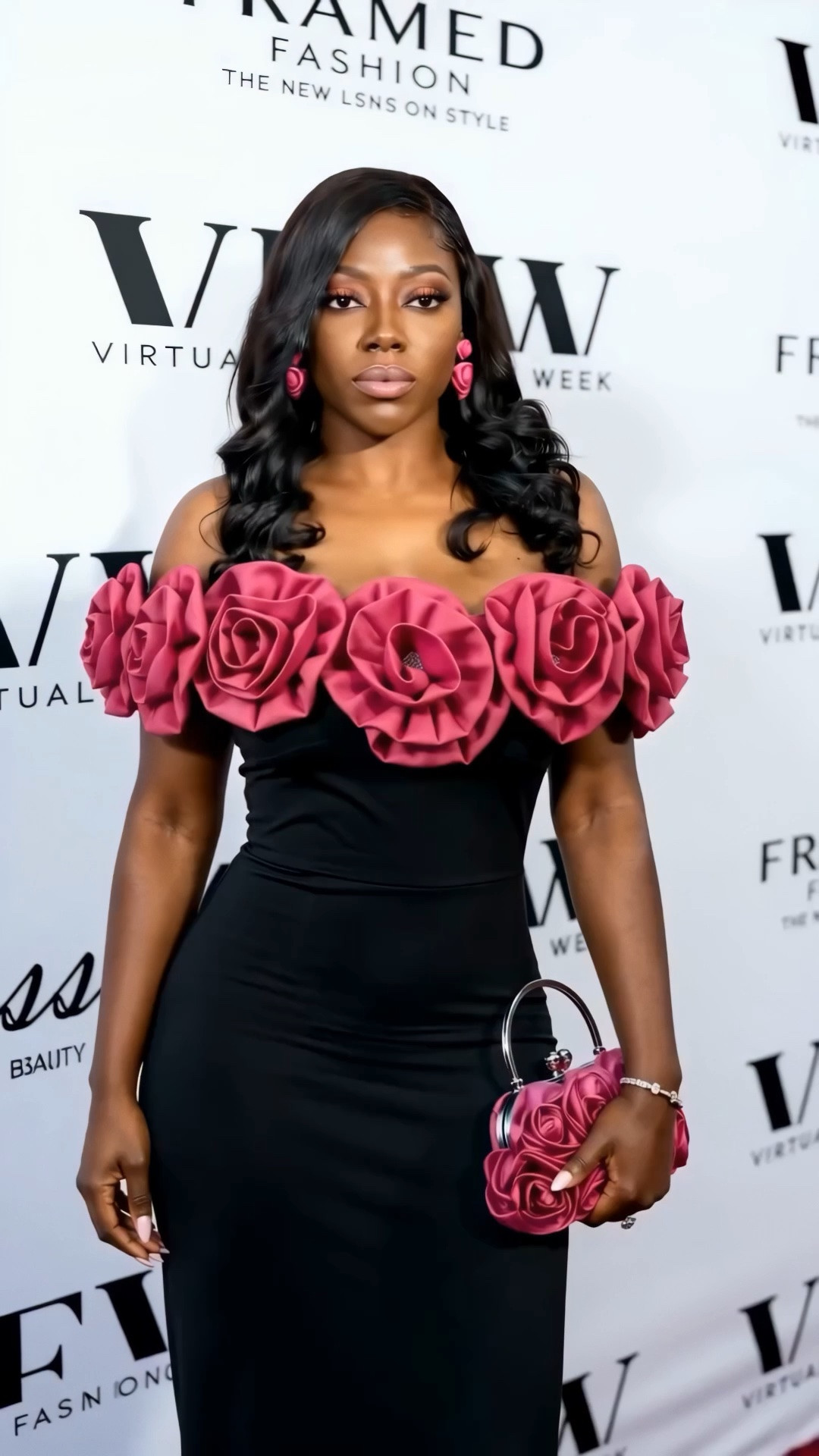 I hope y’all are enjoying my #VirtualFashionWeek  👗👡👛 . You should have already saw my #VirtualFashionShow  featuring some pieces from my brand @classifybeauty . But what is a virtual fashion show without a #VirtualRedCarpet  📸. This dress is available for purchase on my website linked in my bio : classifybeauty.com

#LTKgrwm #LTKootd #LTKvlog