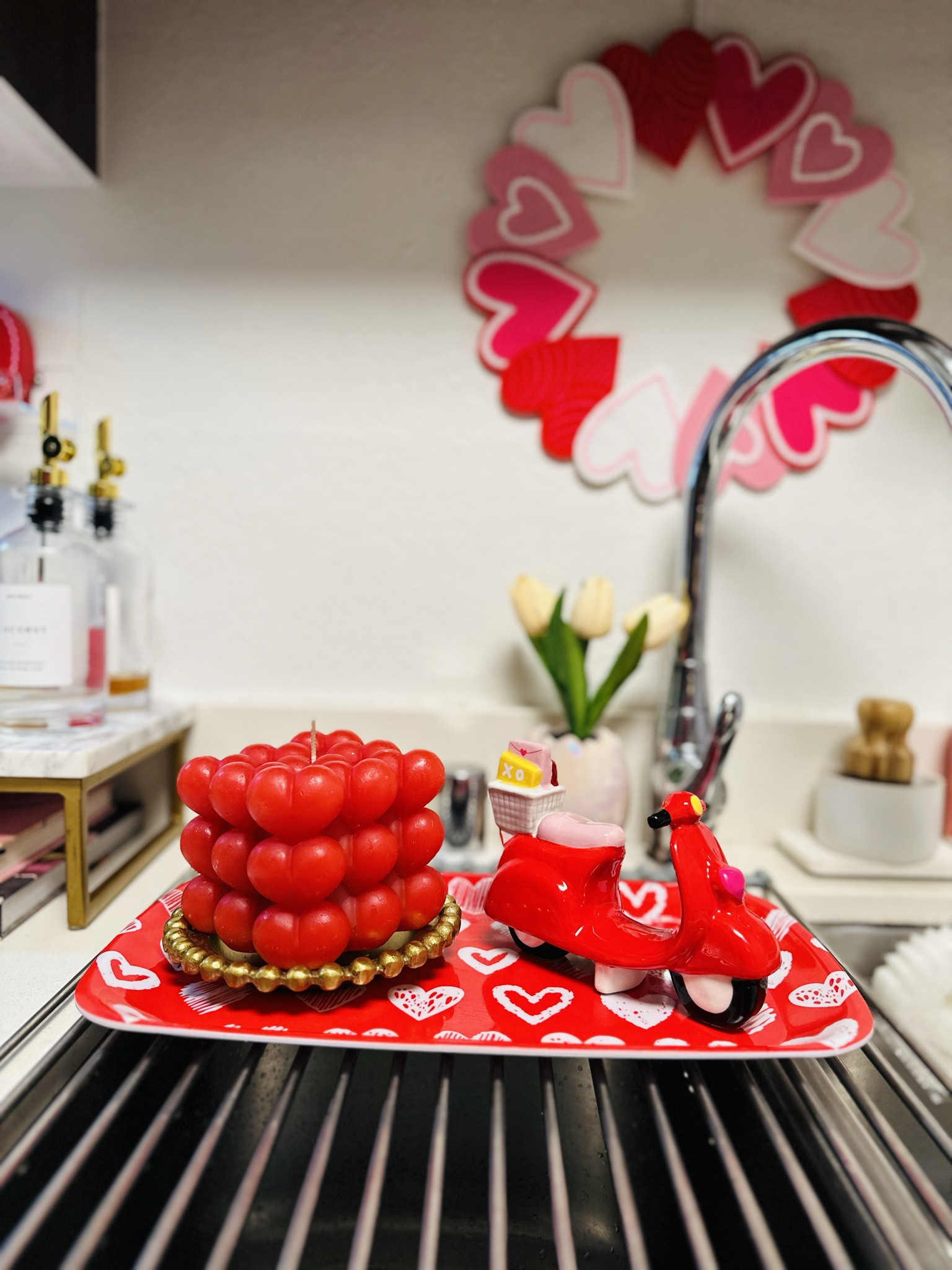 Valentines Day decor ✨ Click on the “Seasonal Decor” collage collections on my LTK to shop.  Follow me @winsometaylorstyle for daily shopping trips and styling tips!Seasonal, home, home decor, decor, kitchen, beauty, fashion, winter,  valentines, spring, Easter, summer, fall!  Have an amazing day. xo💋


#LTKSeasonal #LTKMostLoved #LTKsalealert