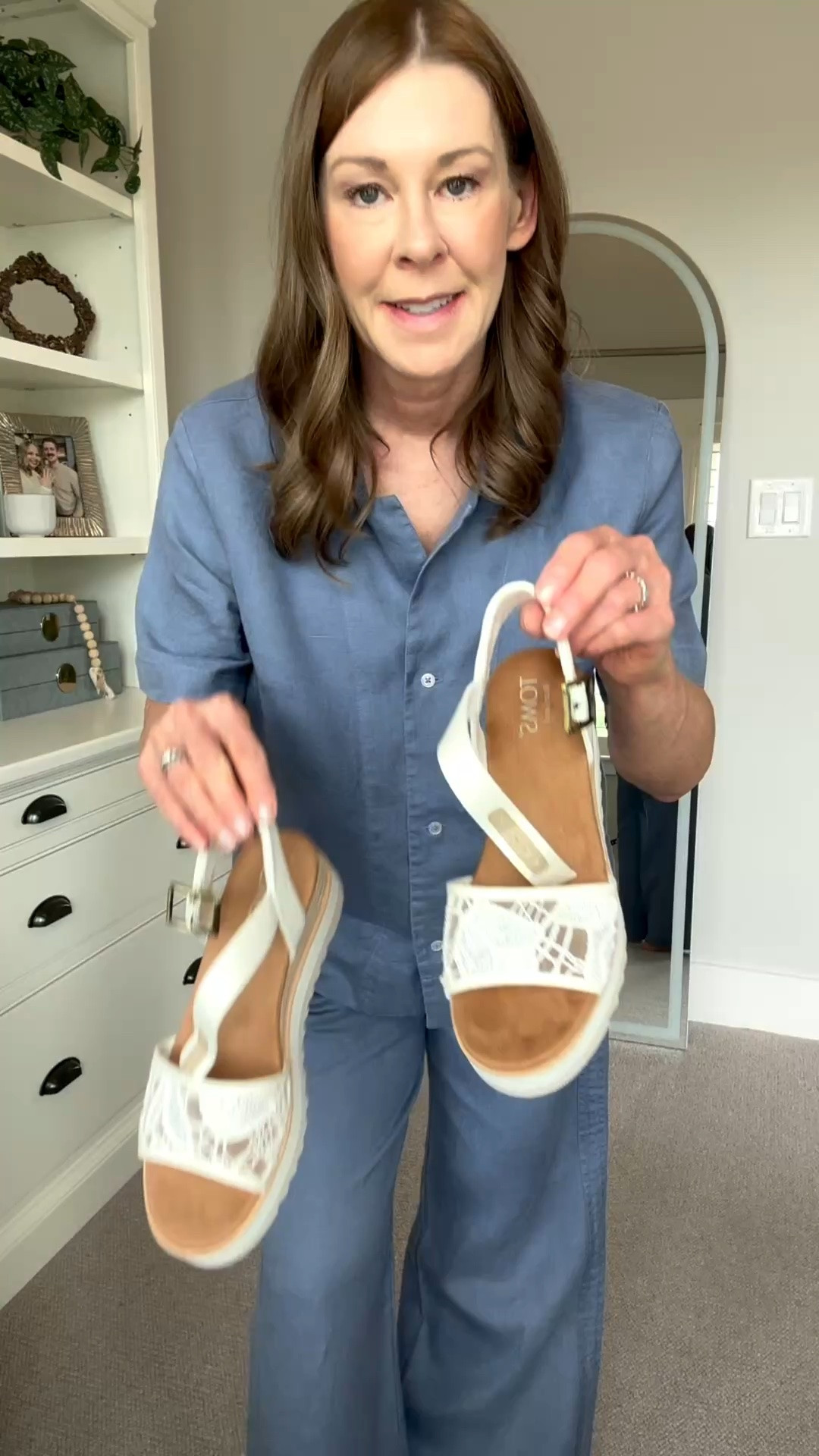 Get ready with me featuring Quince and Toms
#toms #quince

#LTKgrwm #LTKootd