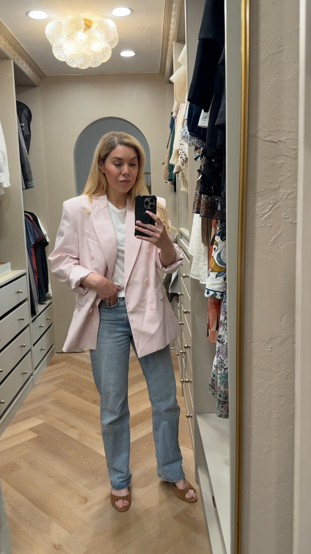 Can you believe this blazer is from Target?!? 


#LTKSeasonal #LTKootd #LTKgrwm