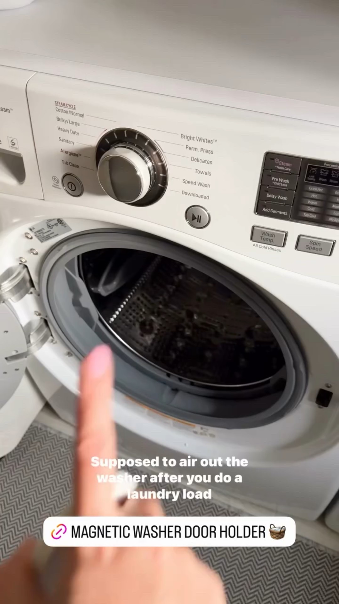 MAGNETIC WASHER DOOR HOLDER! 🧺

#LTKSeasonal #LTKHome