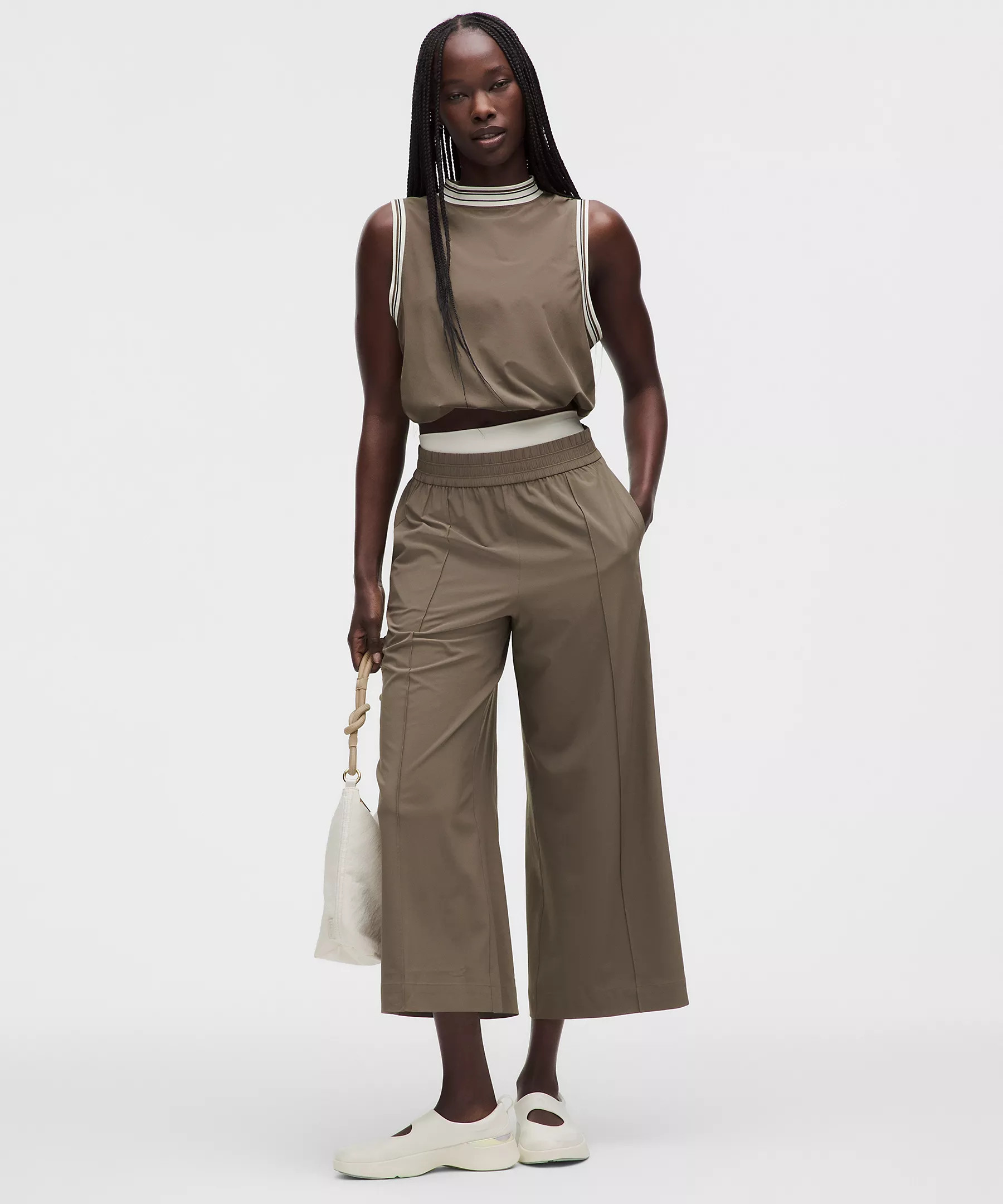 Breezily Mid-Rise Cropped Pant | lululemon (CA)