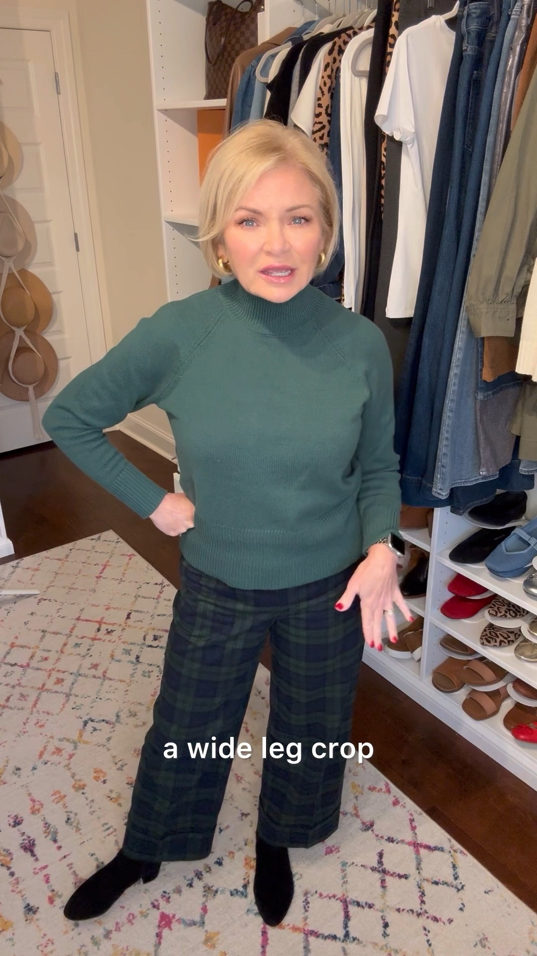 ‼️55% OFF ‼️ This weekend only,  take 55% off your entire Loft purchase! Snag those last minute gifts or outfits you need for Christmas & New Year's.  I'll definitely be wearing this green mock neck sweater and black watch plaid pants! Sweater is a medium petite. Pants are a 4 regular. 

#loveloft
#stylewithserena
#midlifeinfluencers
#over50fashion
#classicstyle
#holidayoutfits

Holiday outfits
Plaid
Suede boots
Christmas outfit
Petite fashion 
Over 50

#LTKWatchNow #LTKFindsUnder100 #LTKHoliday