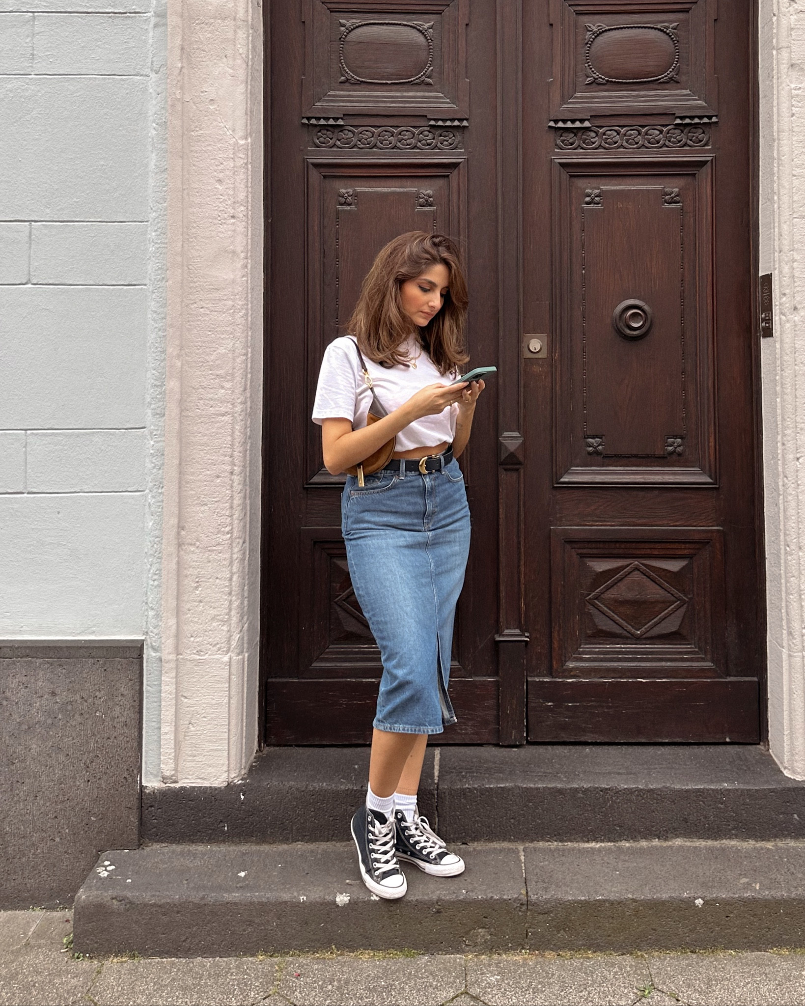Styling a midi skirt 🤎 

#LTKstyletip