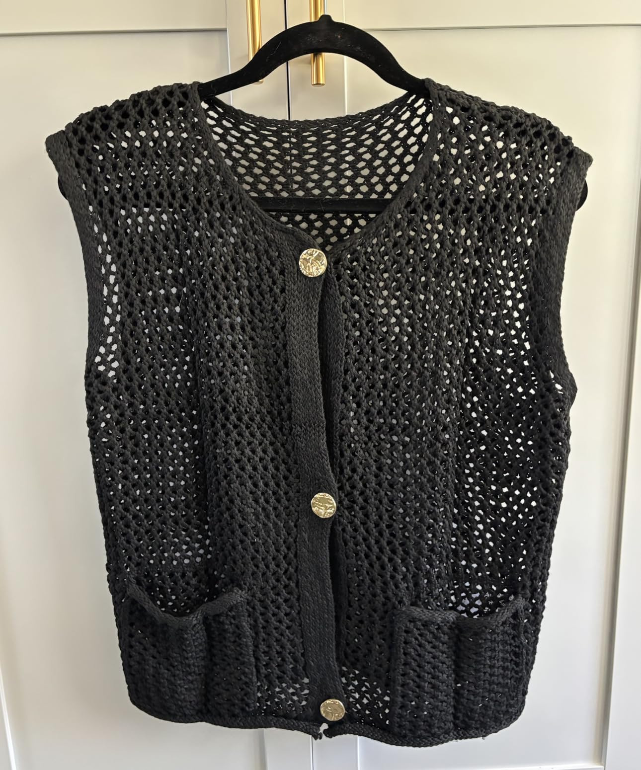 Saodimallsu Womens Crochet Sweater Vest Button Down Sleeveless Crew Neck Boho Knit Crop Tank Tops... | Amazon (US)